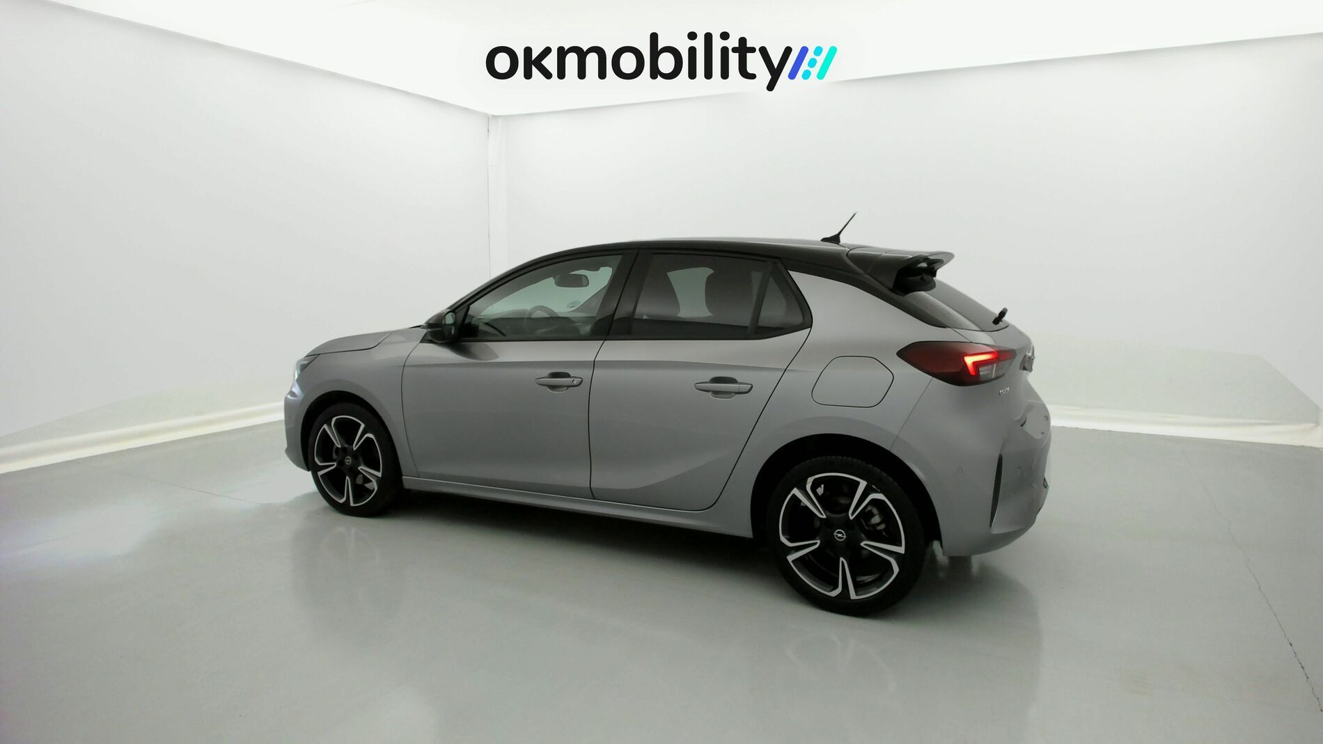 opel corsa gs 1.2T 130 AT 2023 konstrast grey 7