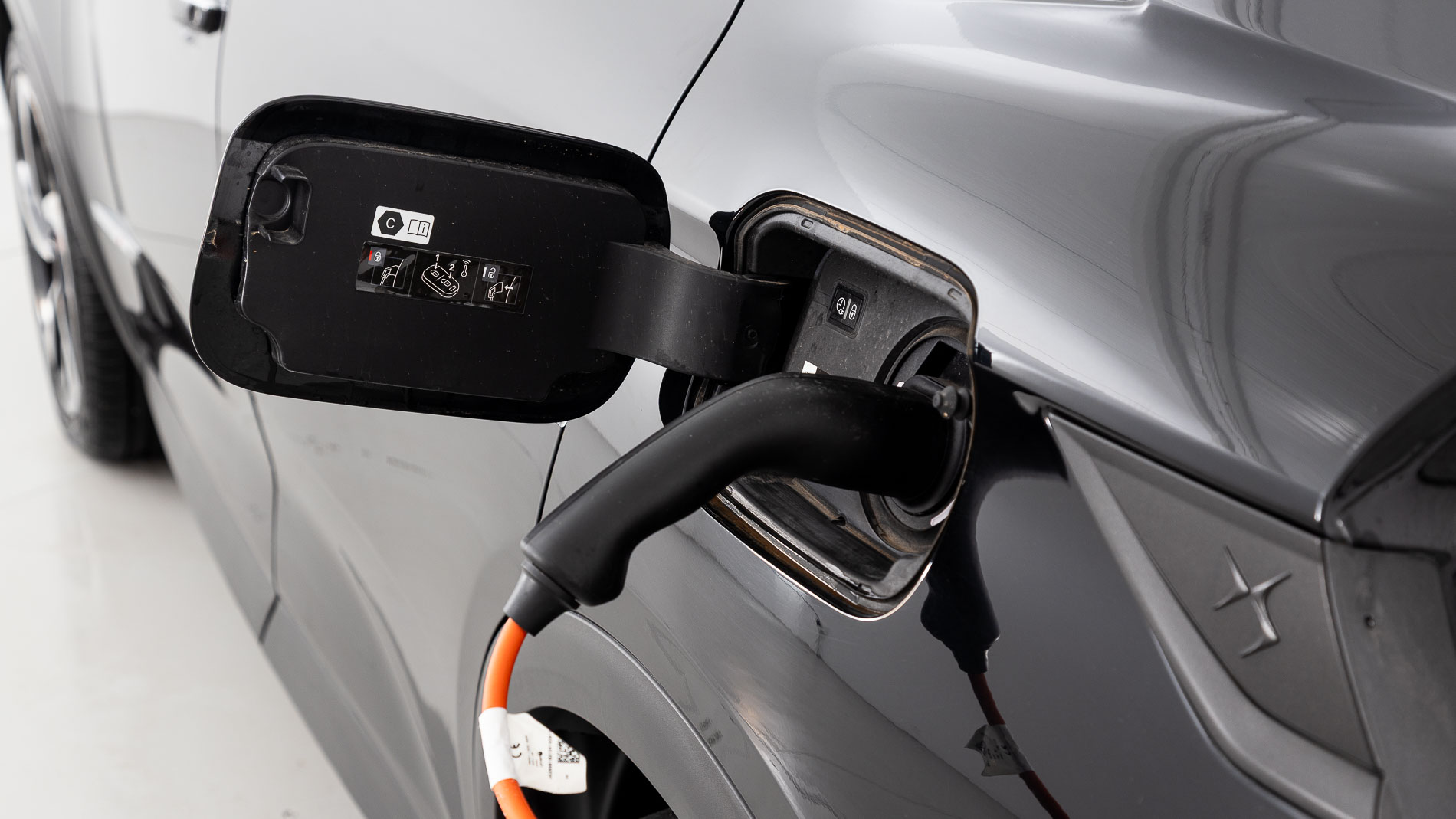 ds ds7 crossback performance line + E-TENSE 300 CA 2021 negro perla 36