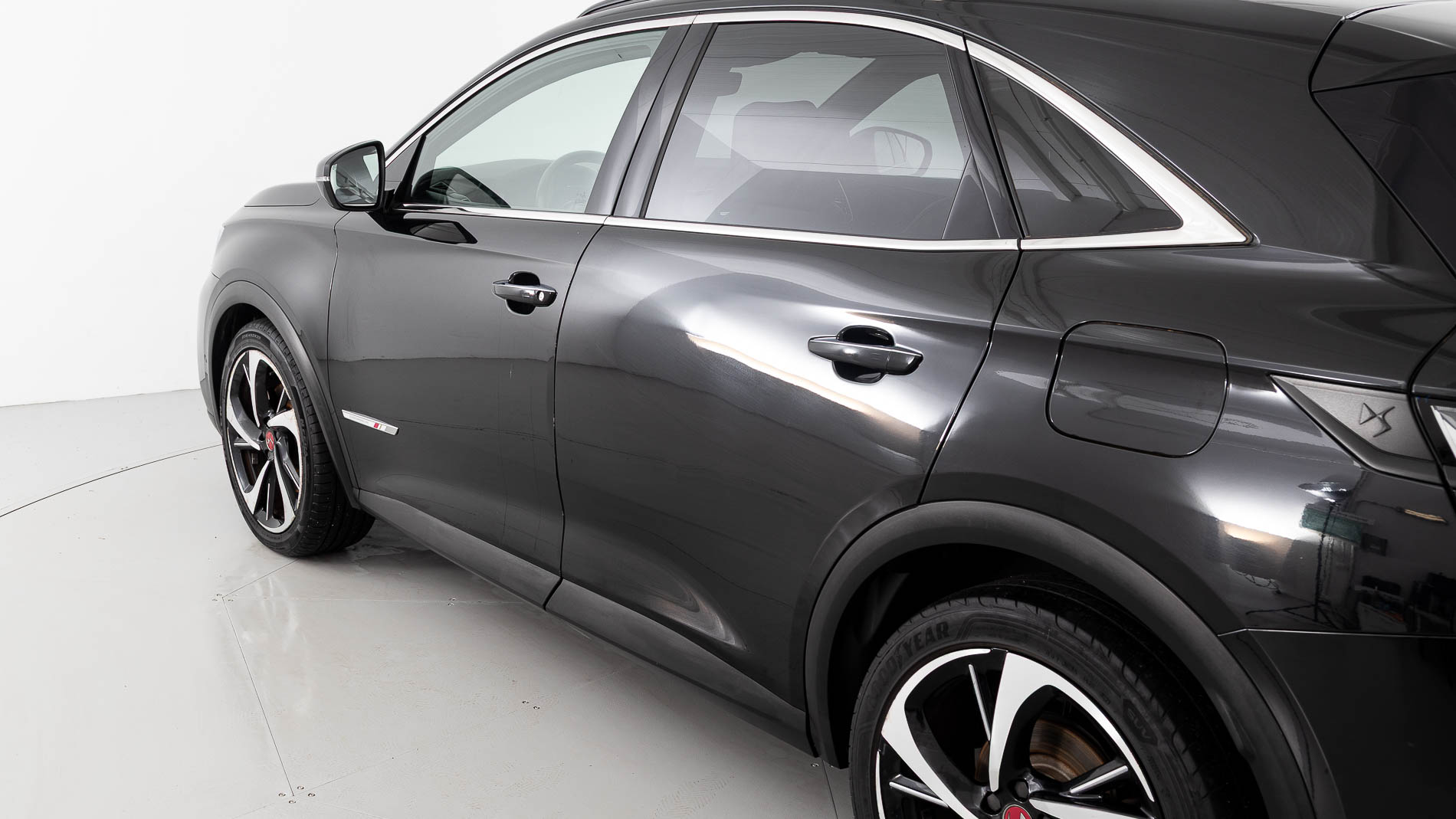 ds ds7 crossback performance line + E-TENSE 300 CA 2021 negro perla 39