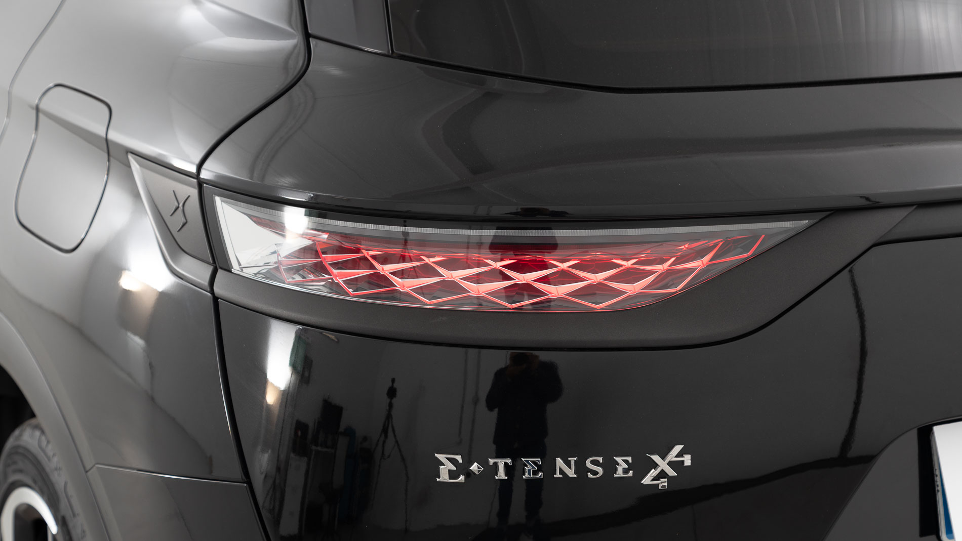 ds ds7 crossback performance line + E-TENSE 300 CA 2021 negro perla 33