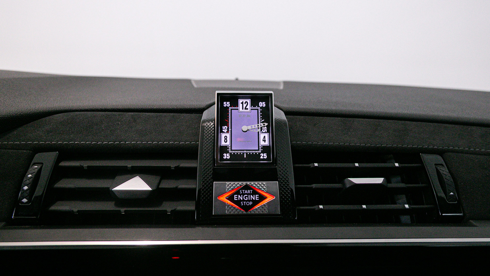 ds ds7 crossback performance line + E-TENSE 300 CA 2021 gris artense 18