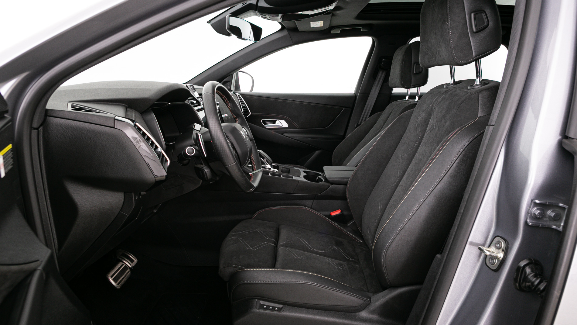 ds ds7 crossback performance line + E-TENSE 300 CA 2021 gris artense 25