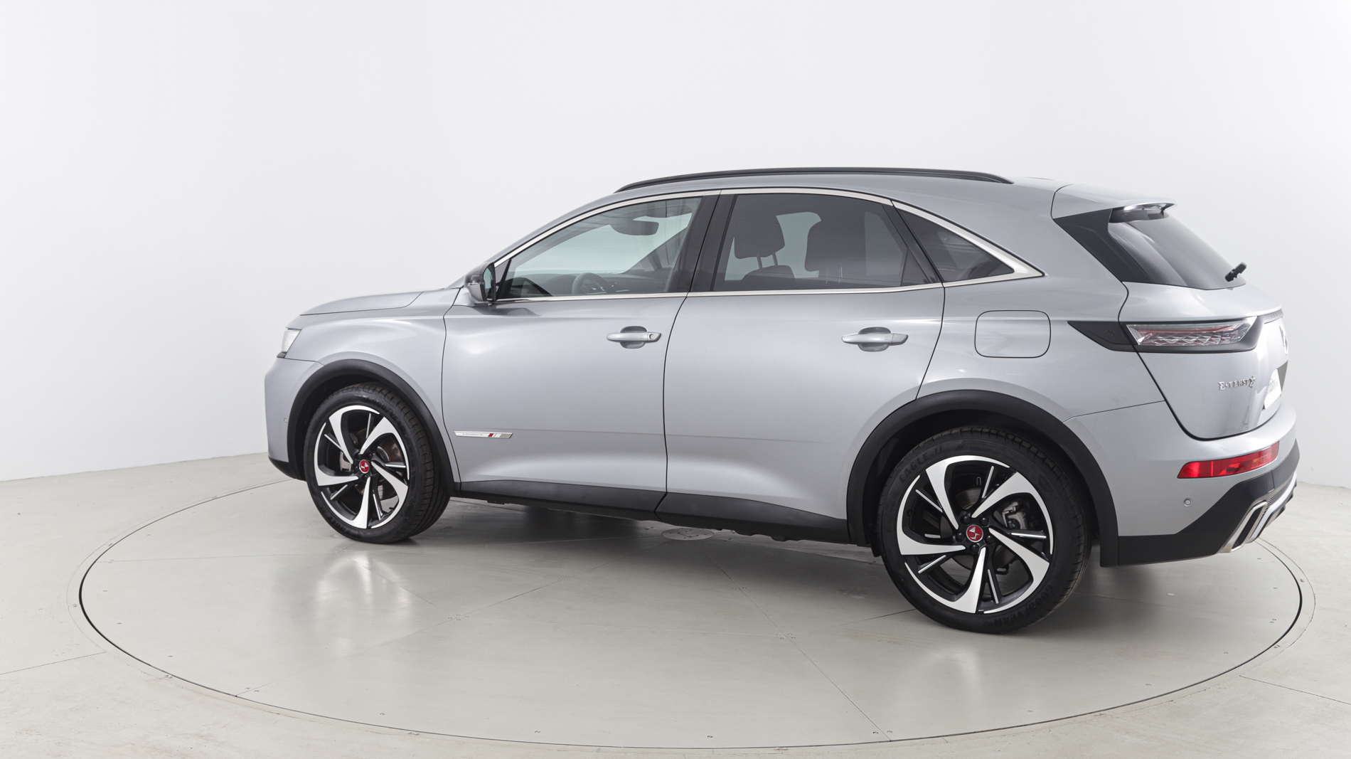 ds ds7 crossback performance line + E-TENSE 300 CA 2021 gris artense 9