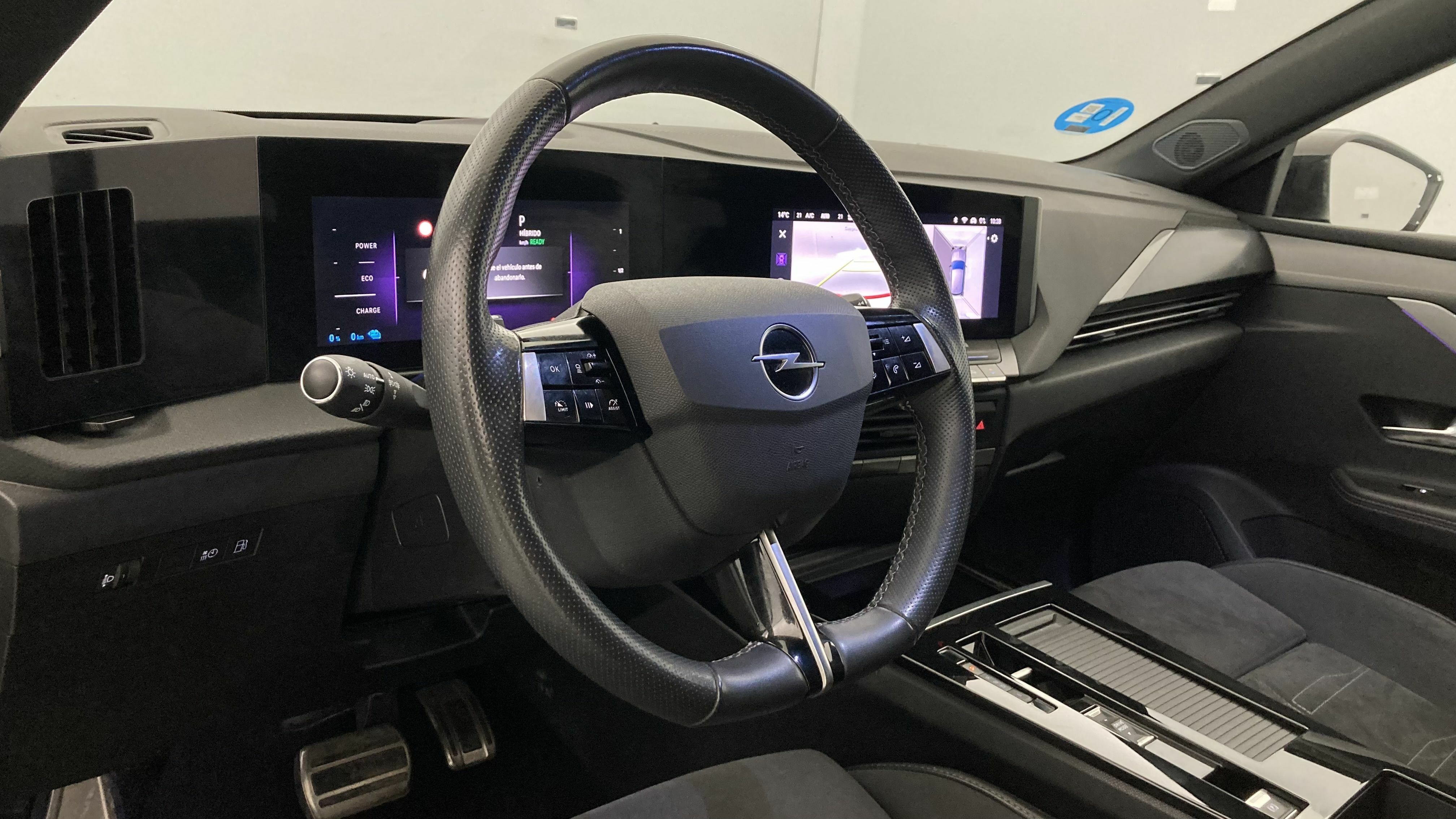 opel astra gs 1.6T PHEV 180 AT 2023 karbon black 15