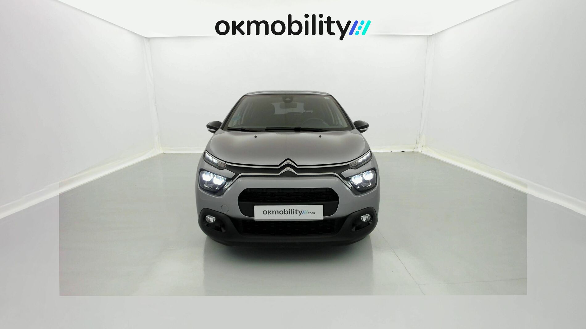 citroen c3 shine 1.5 BLUEHDI 100 2023 gris acero / negro 4