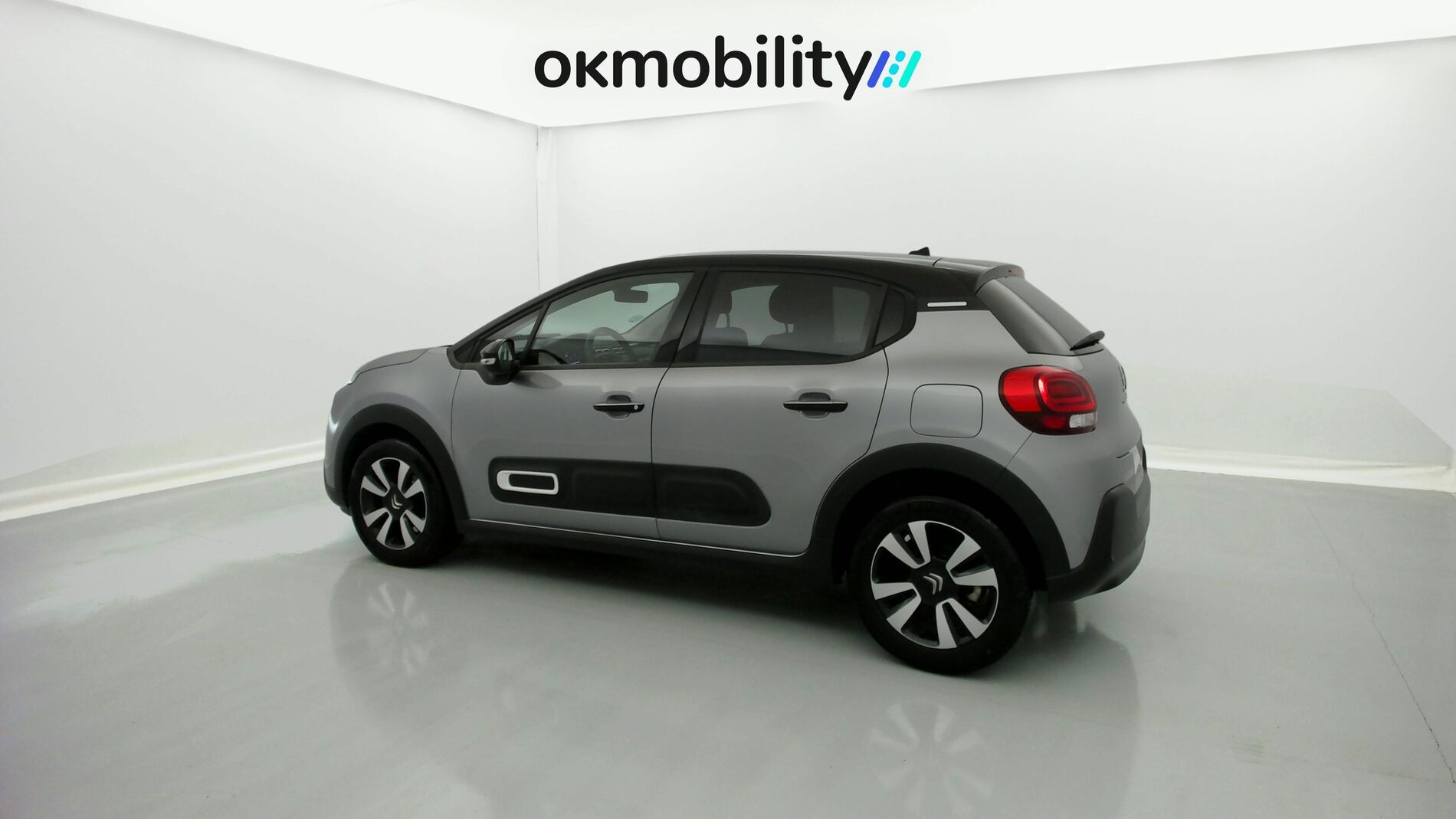citroen c3 shine 1.5 BLUEHDI 100 2023 gris acero / negro 9