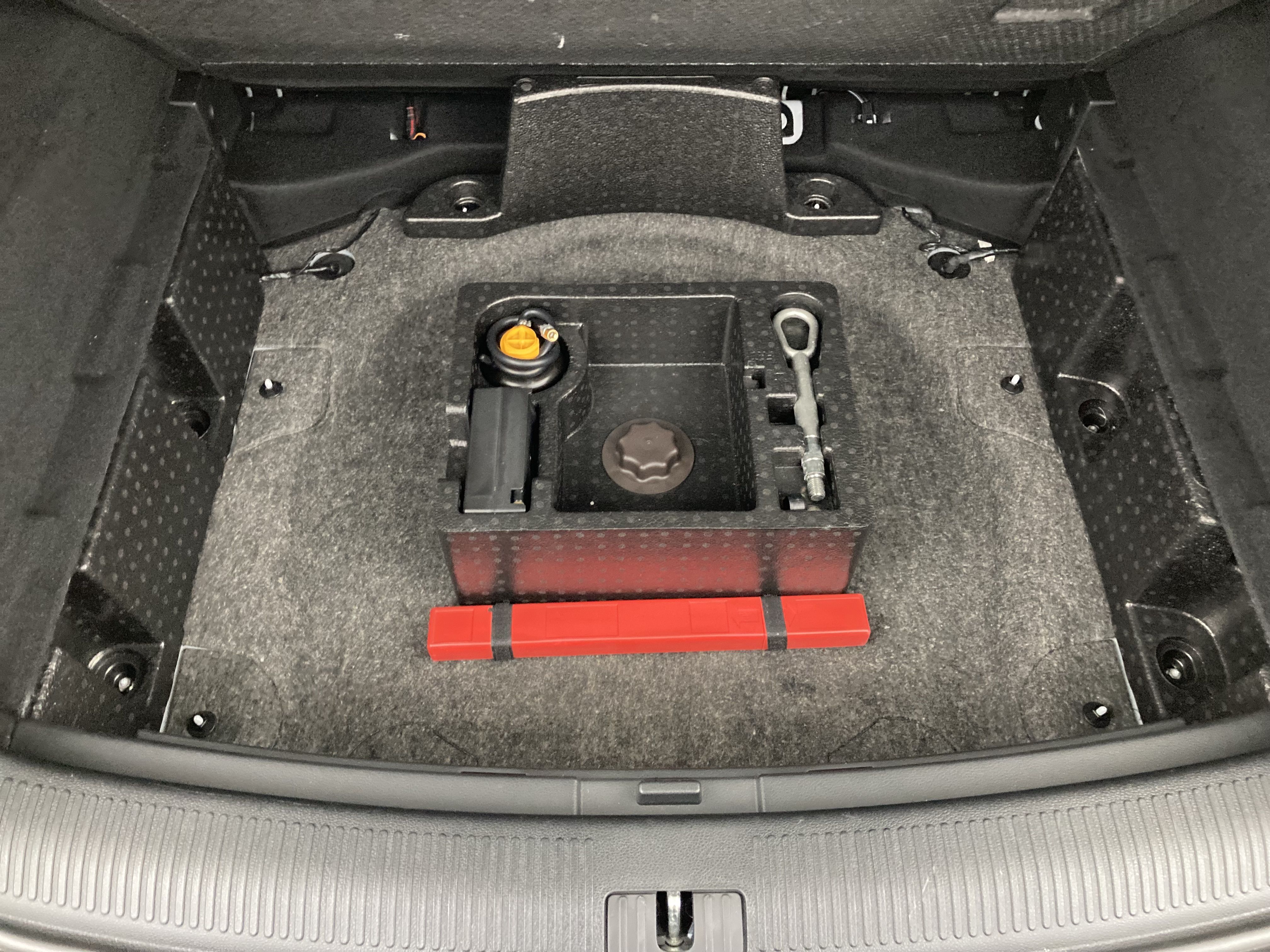 mg hs luxury 1.5 T-GDI 162 AT 2023 dover white - wsb 25