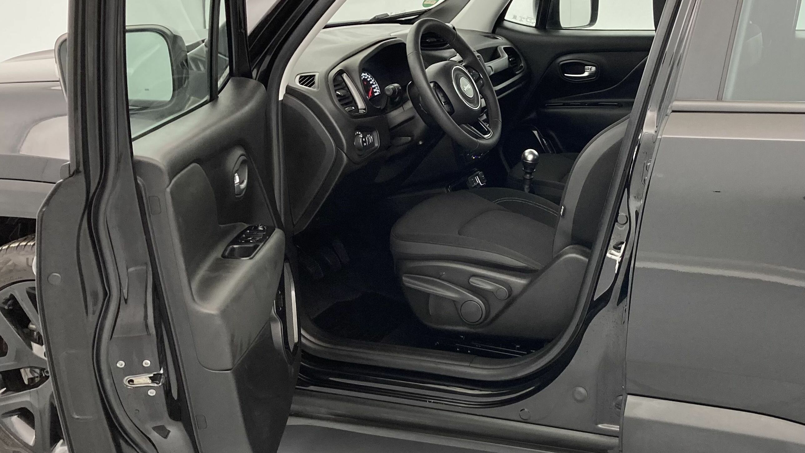 jeep renegade night eagle 1.0 TURBO 120 2022 solid black 13