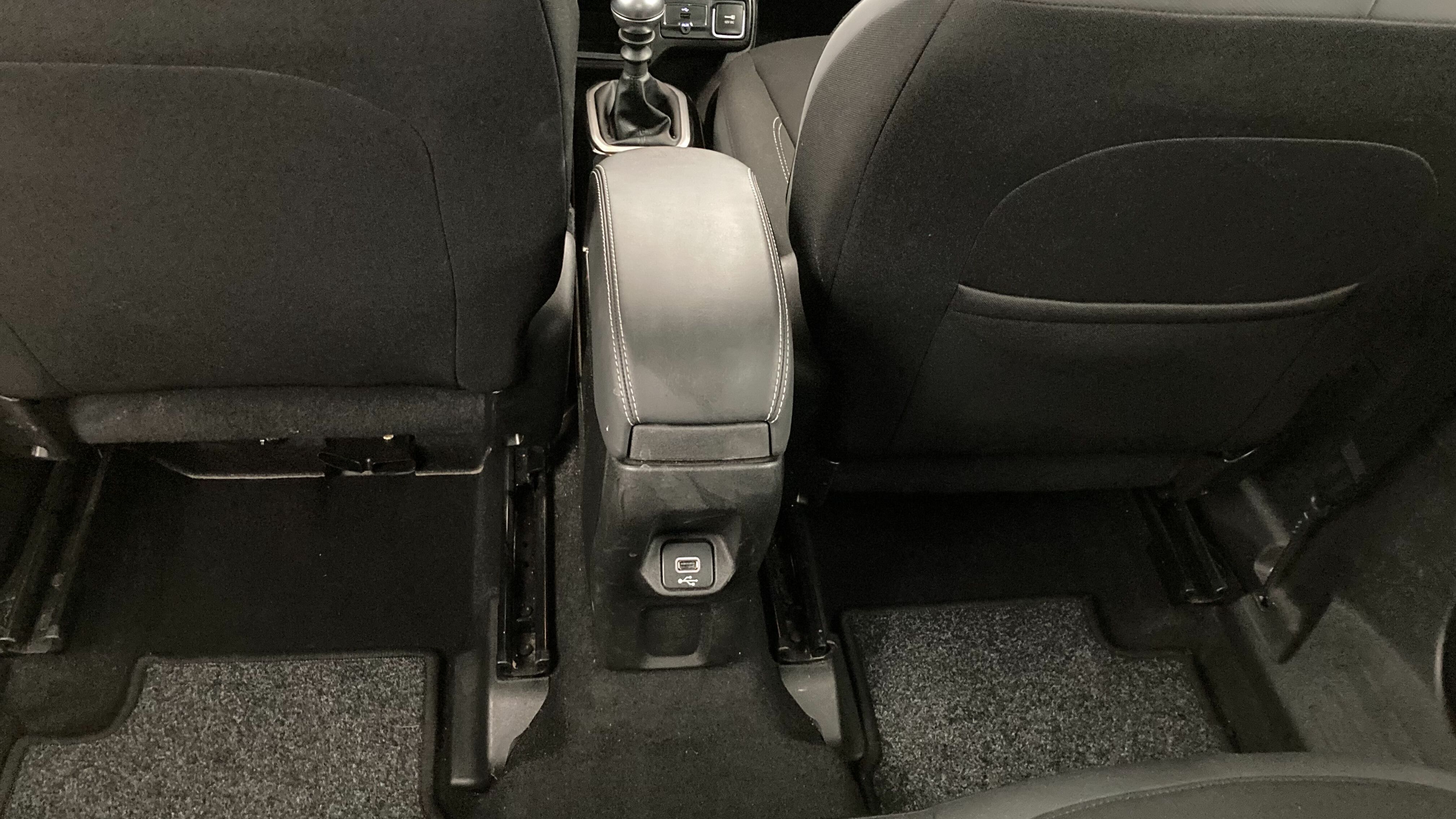 jeep renegade night eagle 1.0 TURBO 120 2022 solid black 22