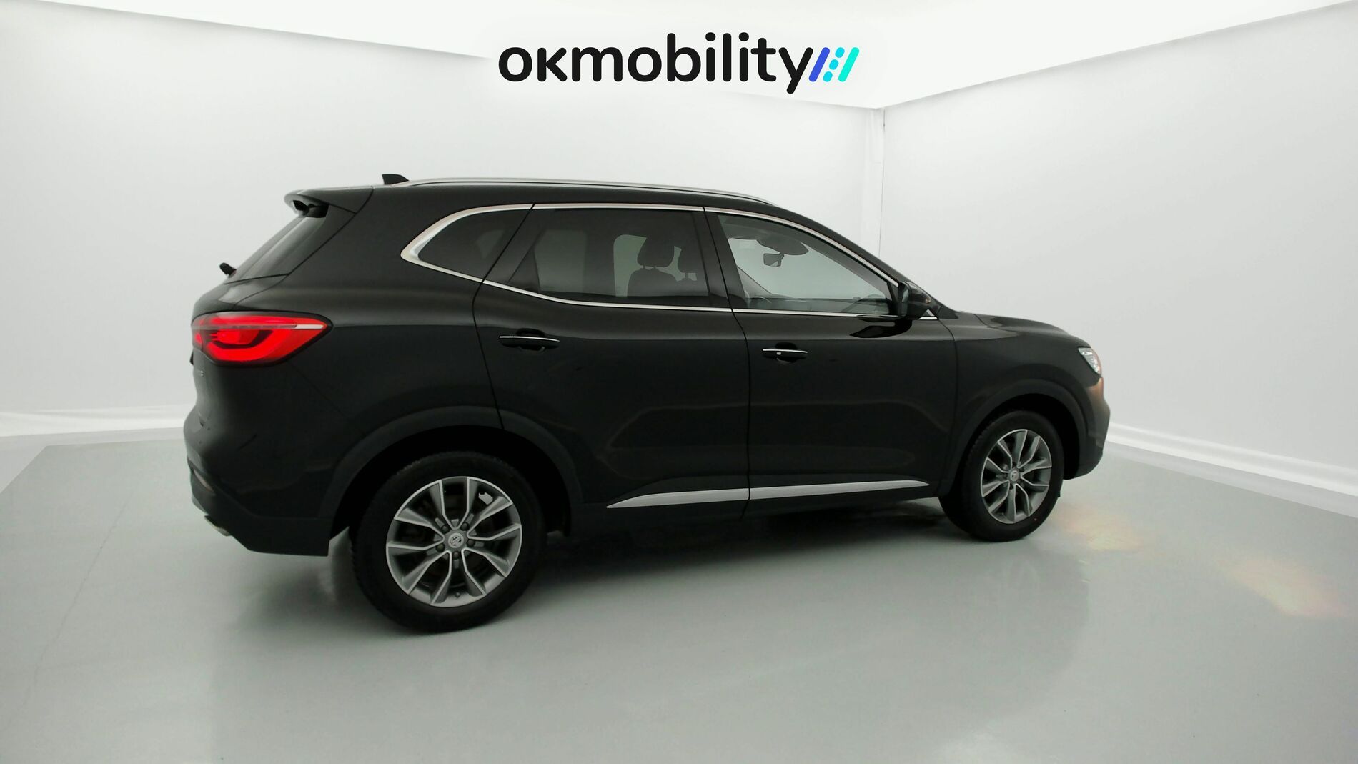 mg hs comfort 1.5 T-GDI 162 2023 pebble black - pbc 12