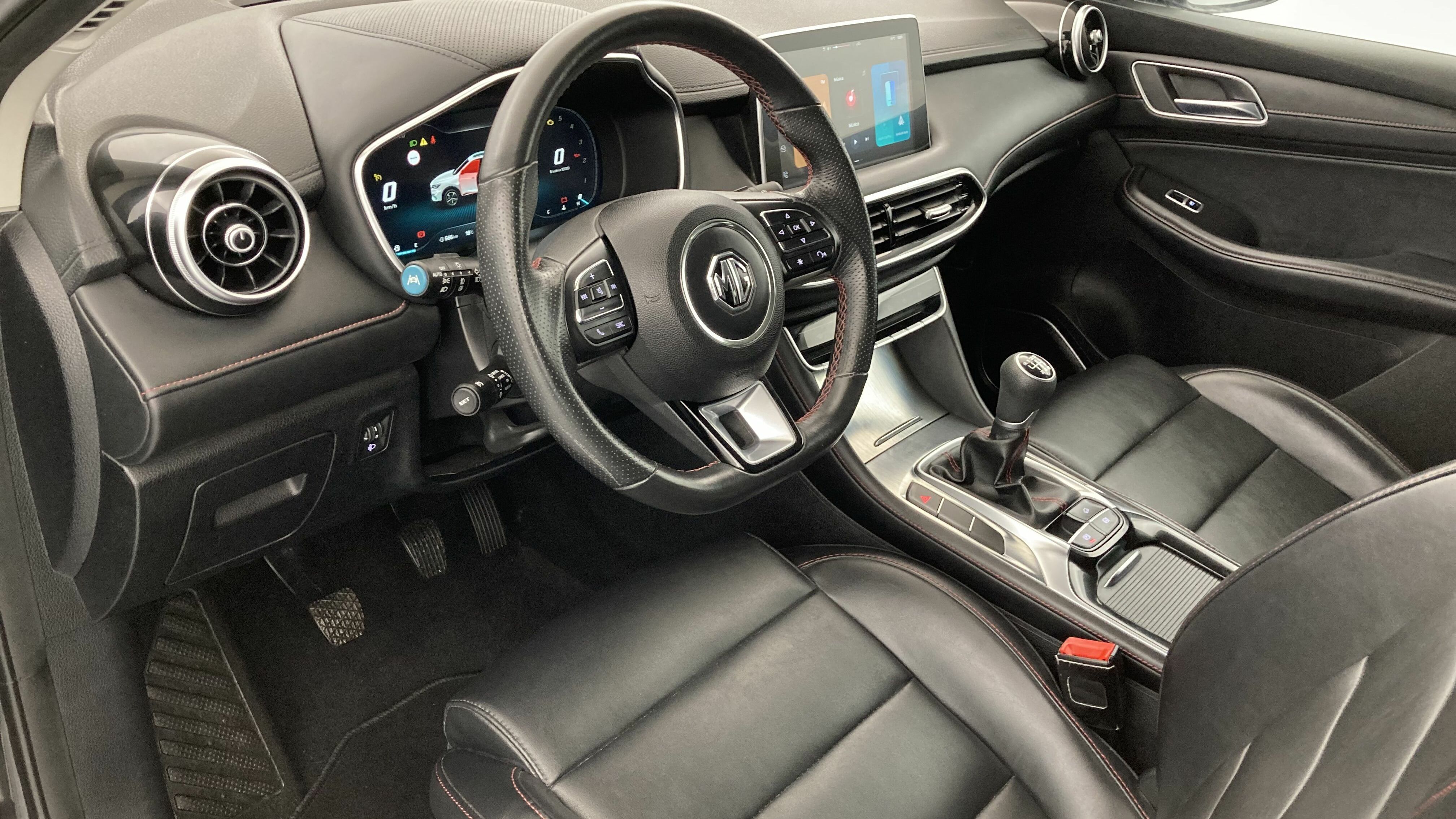 mg hs comfort 1.5 T-GDI 162 2023 pebble black - pbc 15