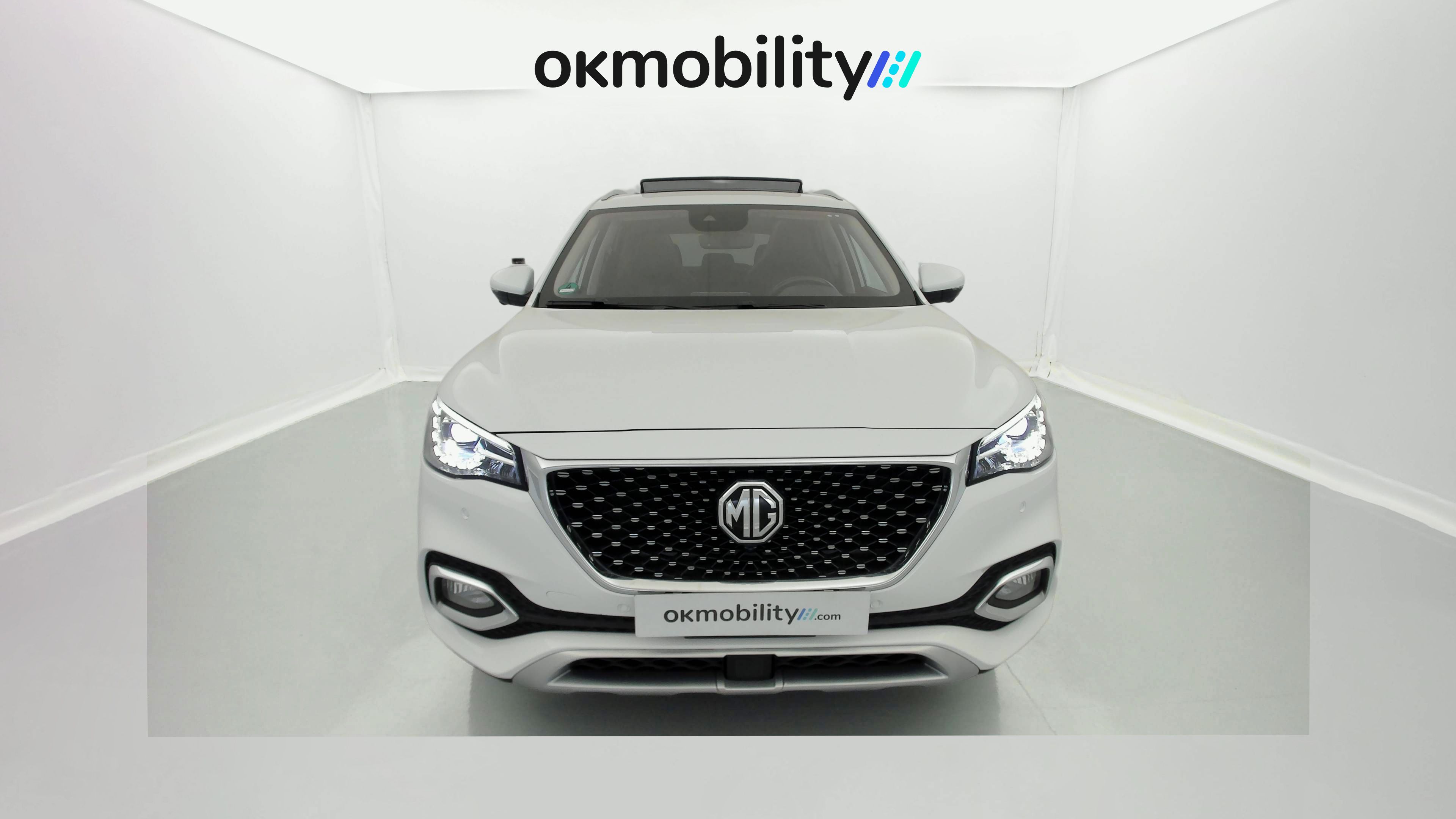 mg hs luxury 1.5 T-GDI 162 AT 2023 dover white - wsb 1