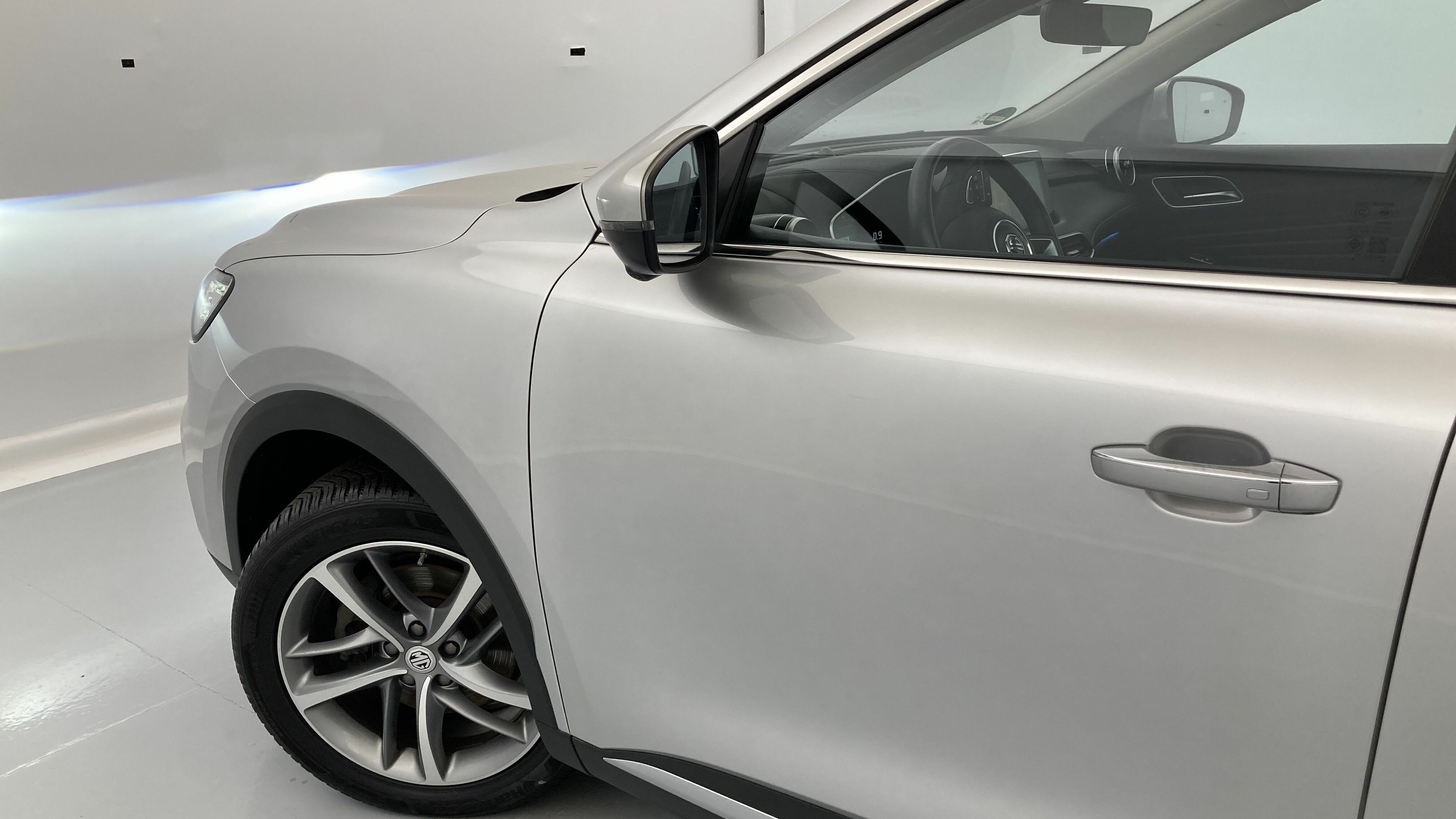 mg hs luxury 1.5 T-GDI 162 AT 2023 medal silver - ssa 28