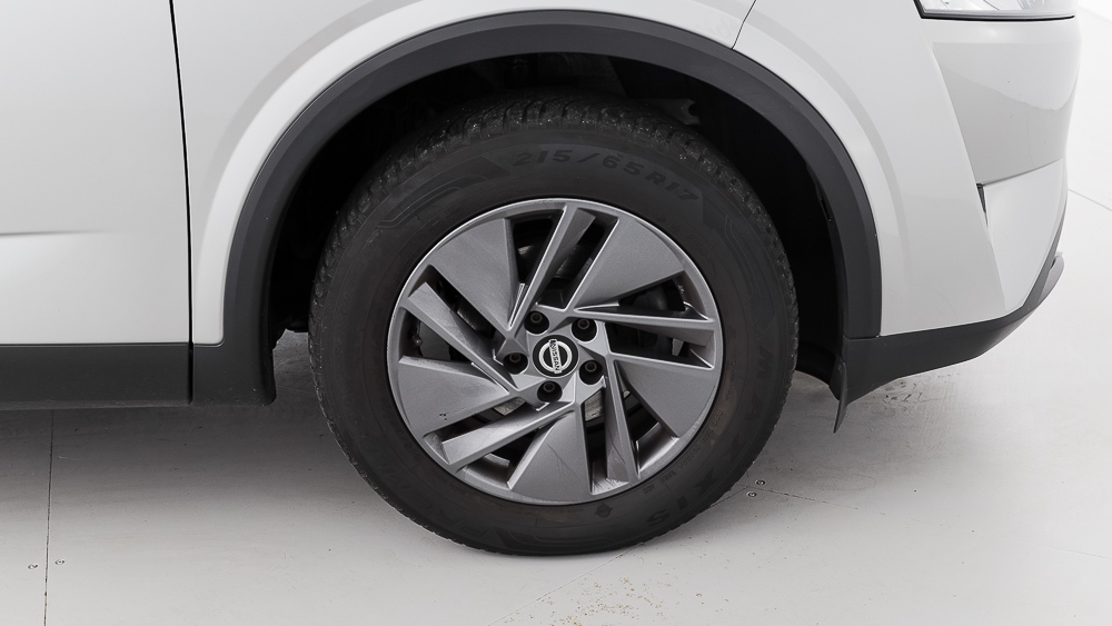 nissan qashqai acenta 1.3 DIG-T 140 MHEV 2022 silver metallic 27