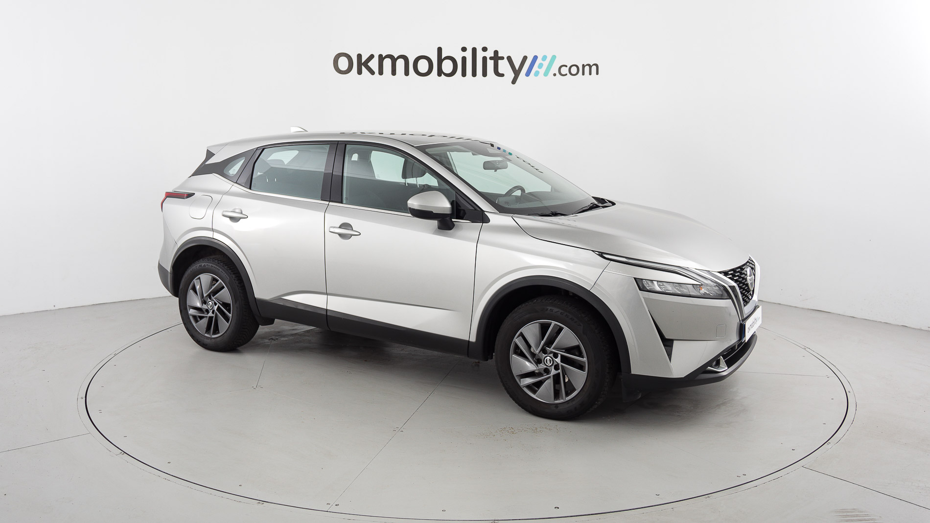 nissan qashqai acenta 1.3 DIG-T 140 MHEV 2022 silver metallic 2