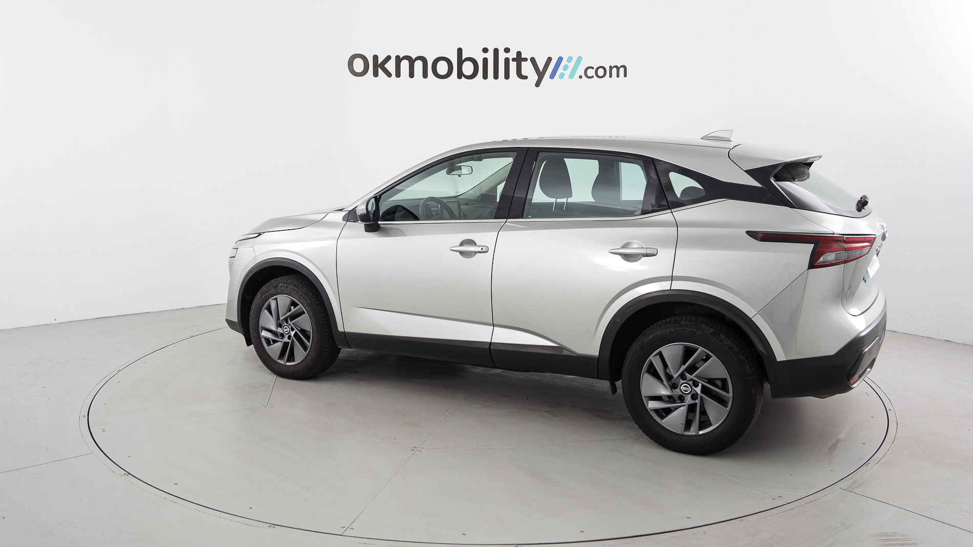 nissan qashqai acenta 1.3 DIG-T 140 MHEV 2022 silver metallic 8