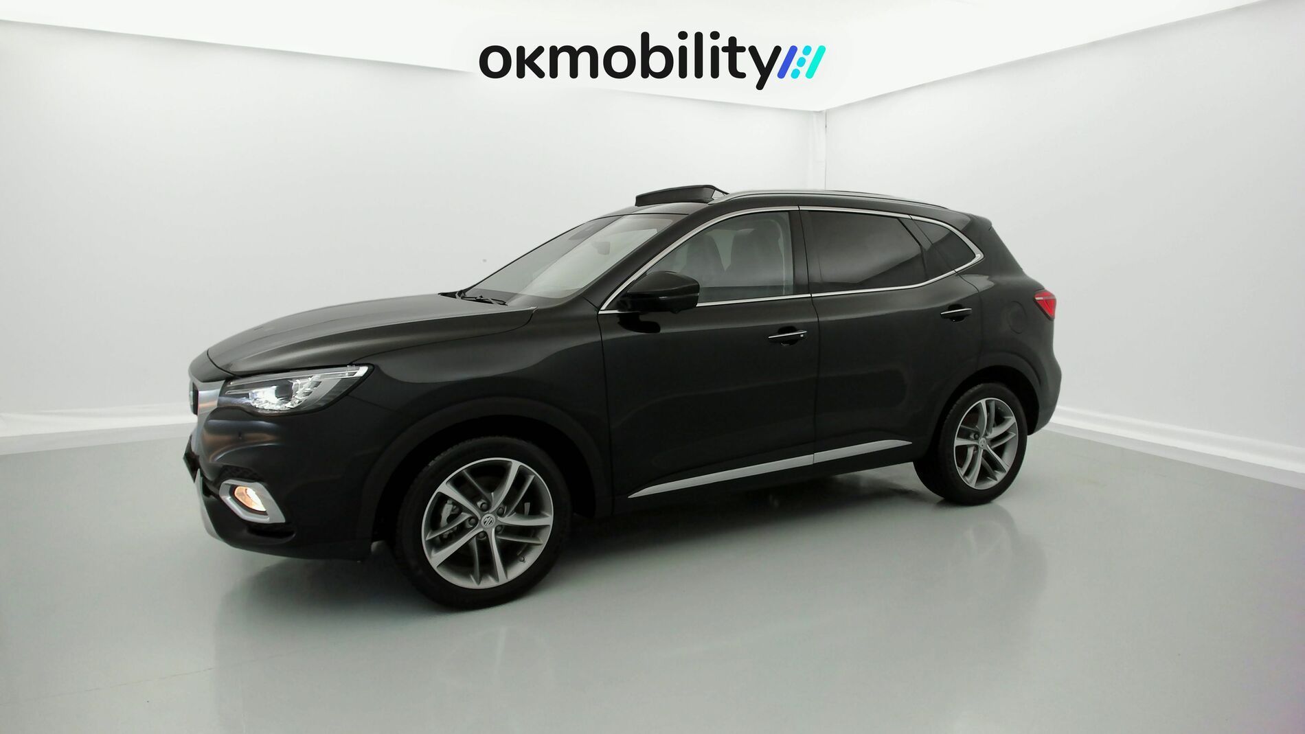 mg hs luxury 1.5 T-GDI 162 2023 pebble black 5