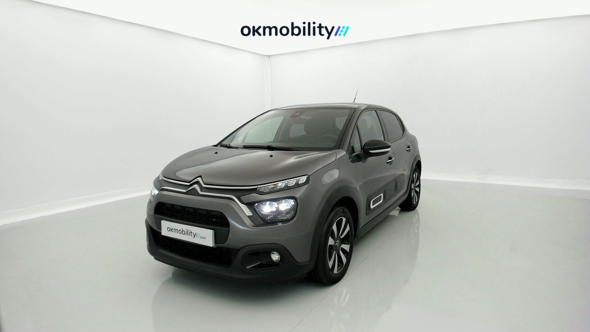 citroen c3 shine 1.2 PURETECH 110 EAT 2023 gris platino / negro 1