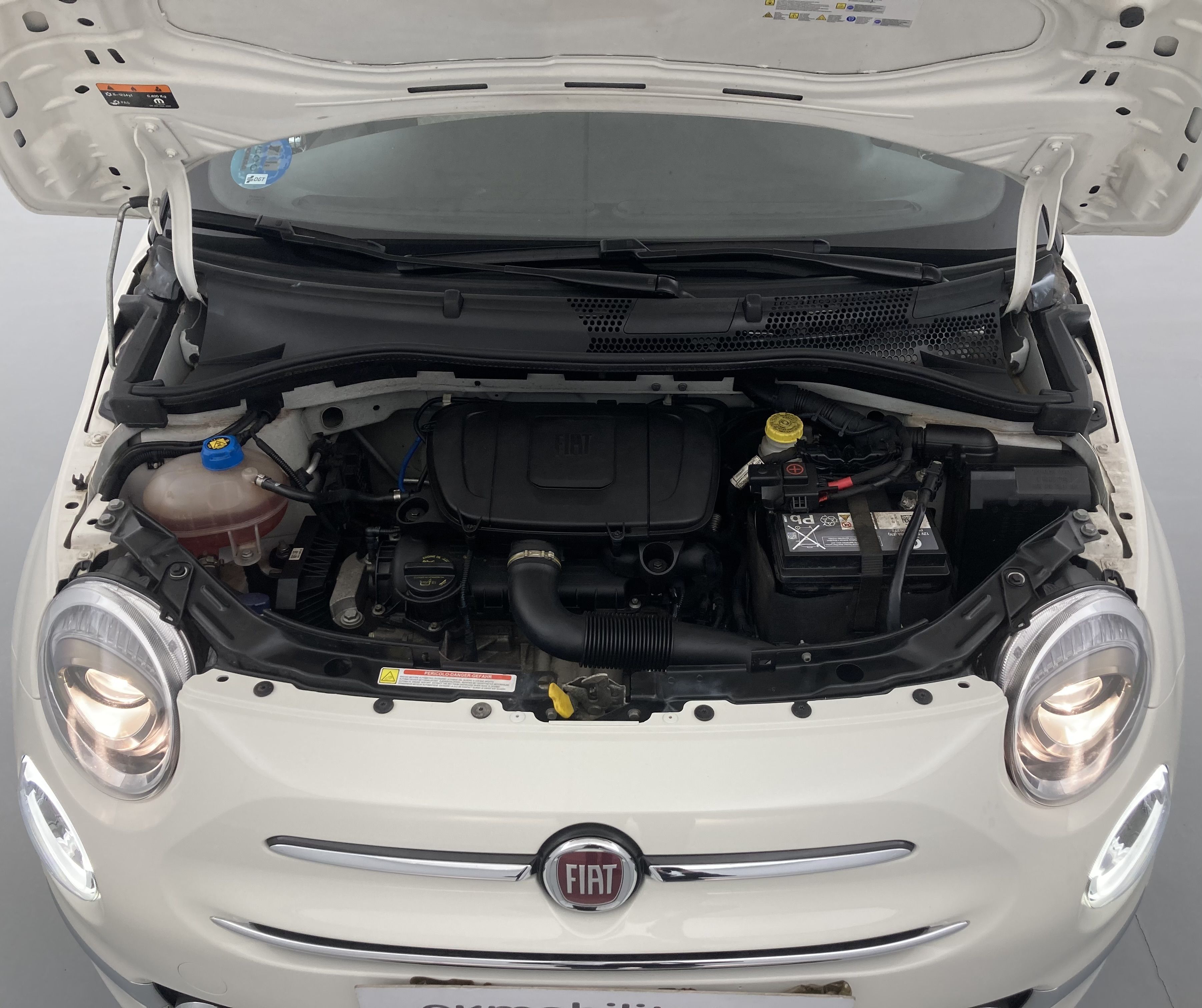 fiat 500 dolcevita 1.0 HYBRID 70 MHEV 2022 bicolor white/black 23