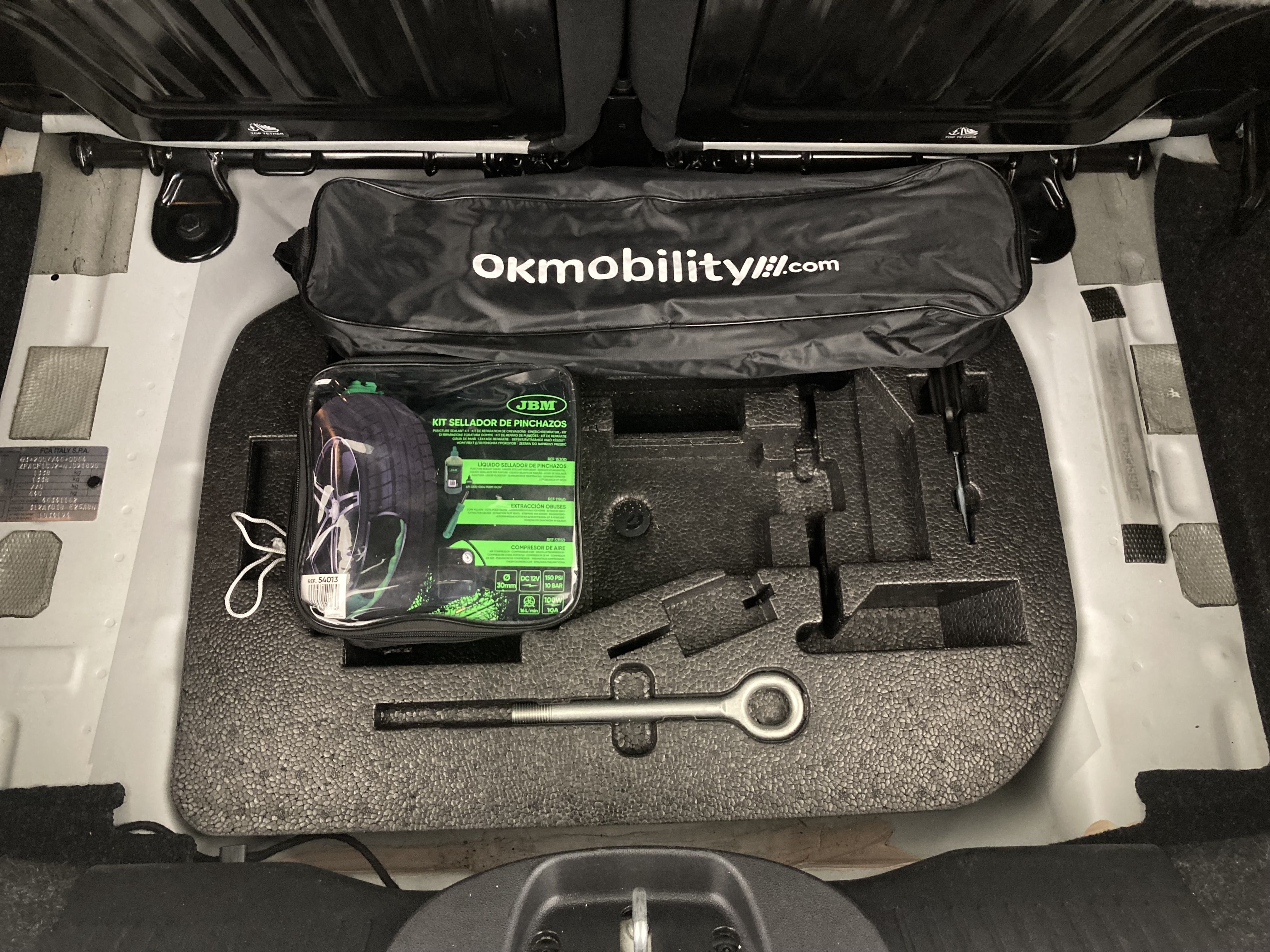 fiat 500 dolcevita 1.0 HYBRID 70 MHEV 2022 bicolor white/black 24