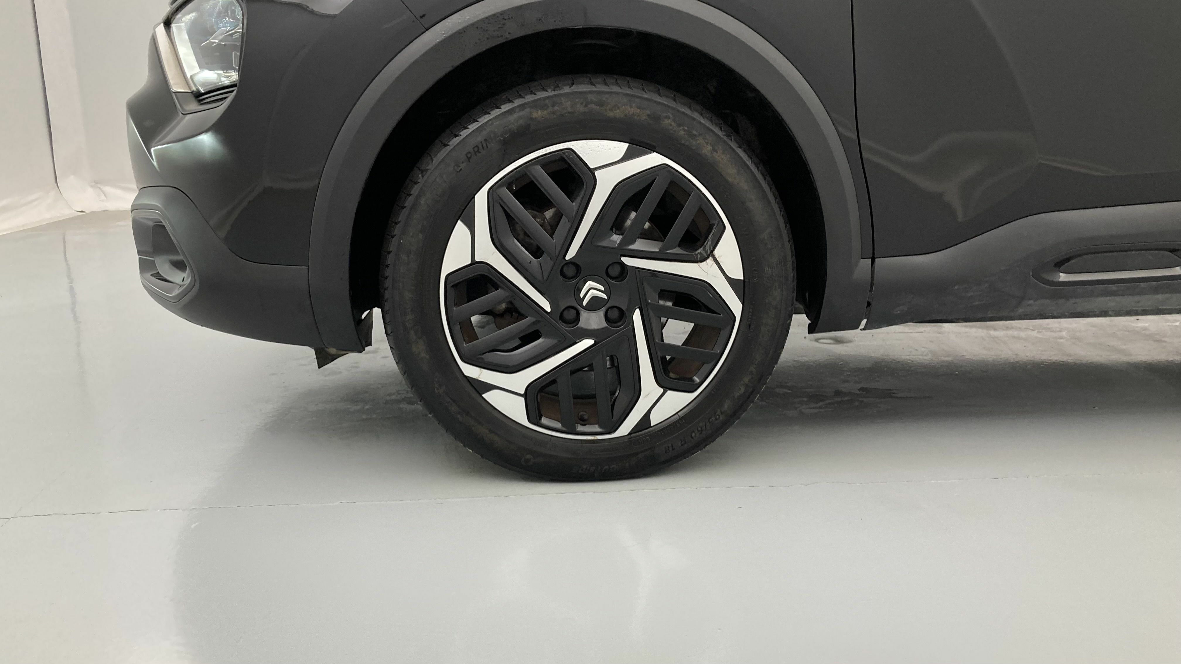 citroen c4 feel pack 1.2 PURETECH 130 2023 negro perla nera 27