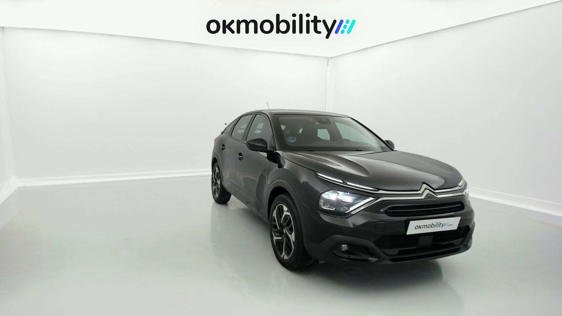 citroen c4 feel pack 1.2 PURETECH 130 2023 negro perla nera 3