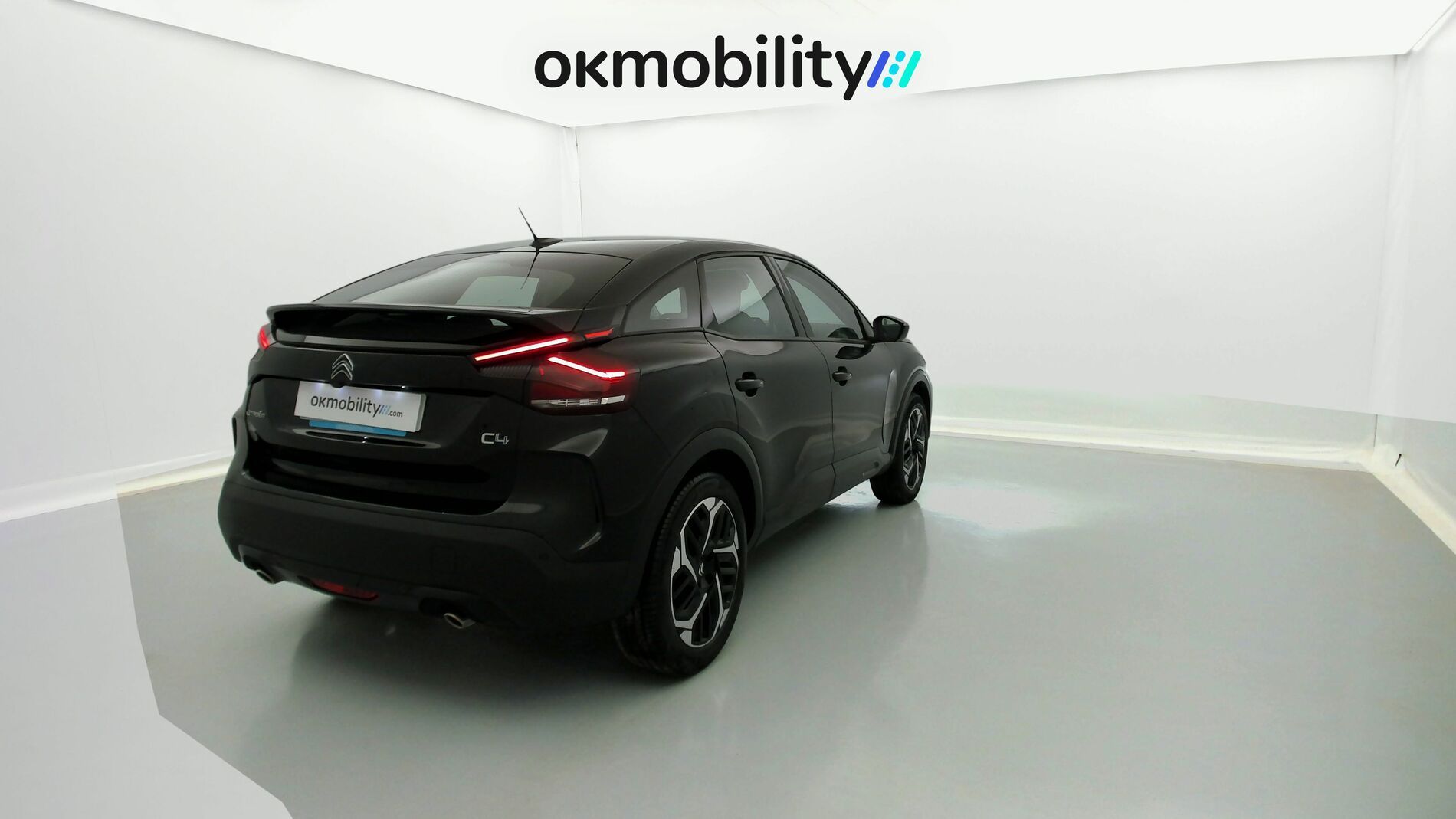 citroen c4 feel pack 1.2 PURETECH 130 2023 negro perla nera 11