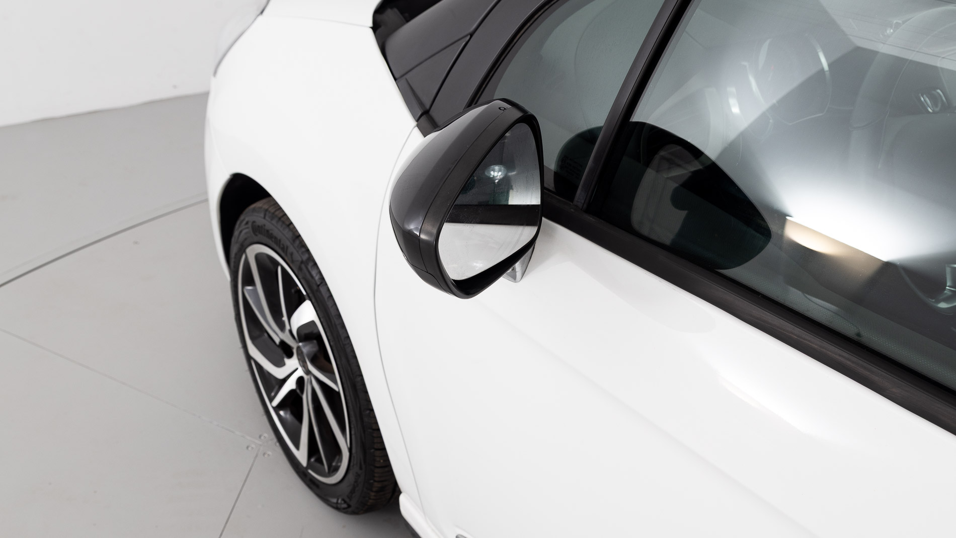 ds ds3 desir 1.2 80 2017 blanco 23