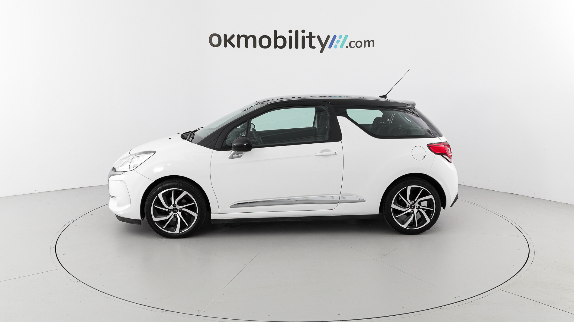 ds ds3 desir 1.2 80 2017 blanco 8