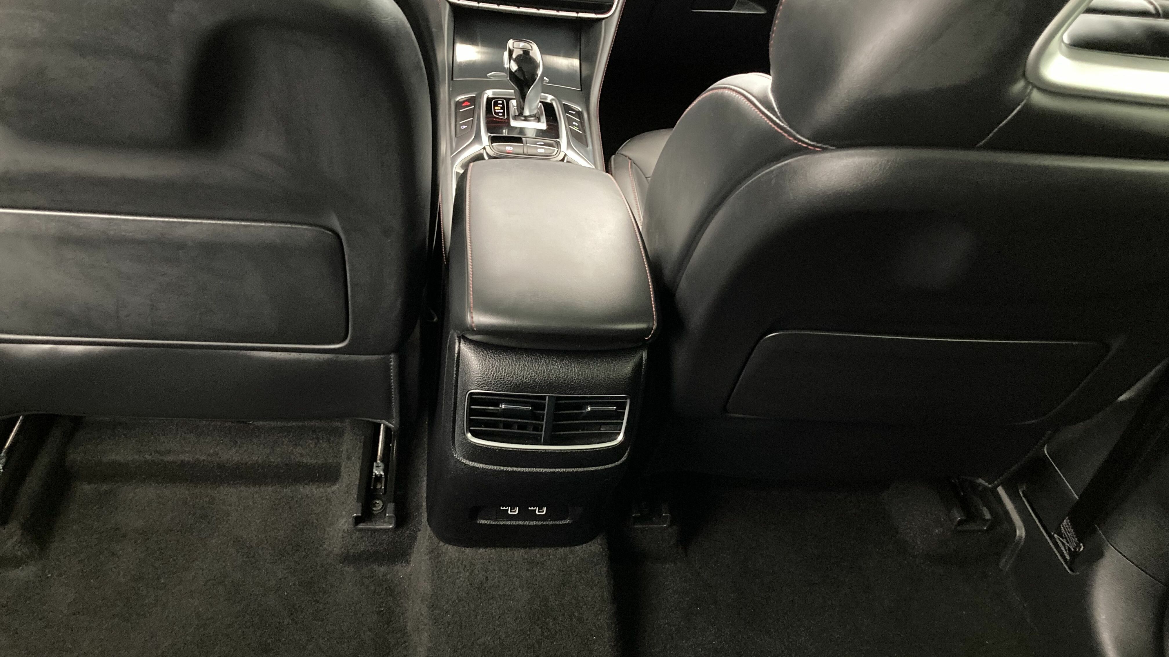 mg hs luxury 1.5 T-GDI 162 AT 2023 medal silver - ssa 22