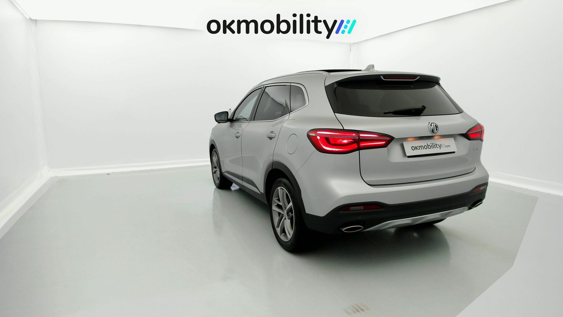 mg hs luxury 1.5 T-GDI 162 AT 2023 medal silver - ssa 9