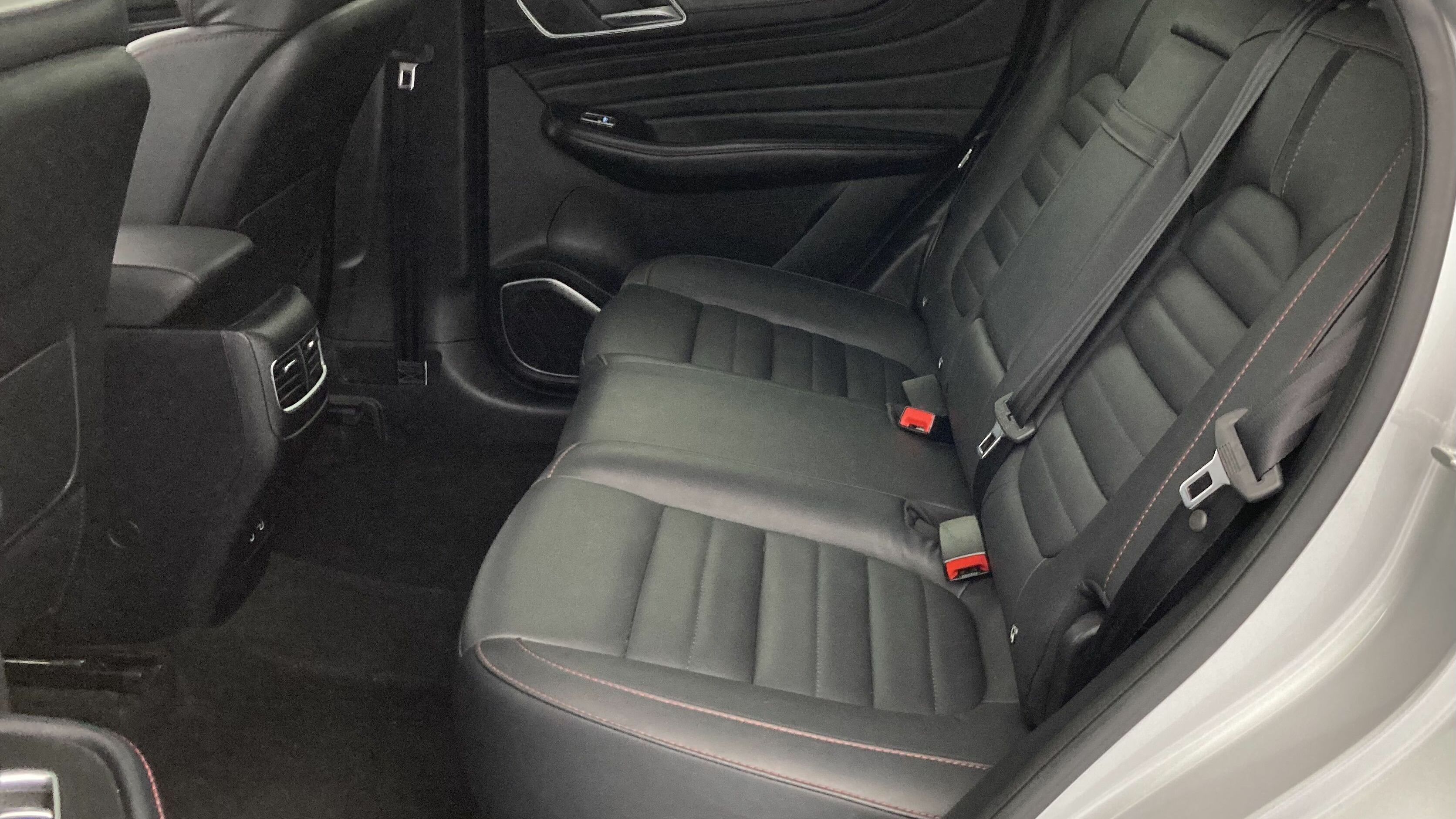 mg hs luxury 1.5 T-GDI 162 AT 2023 medal silver - ssa 21