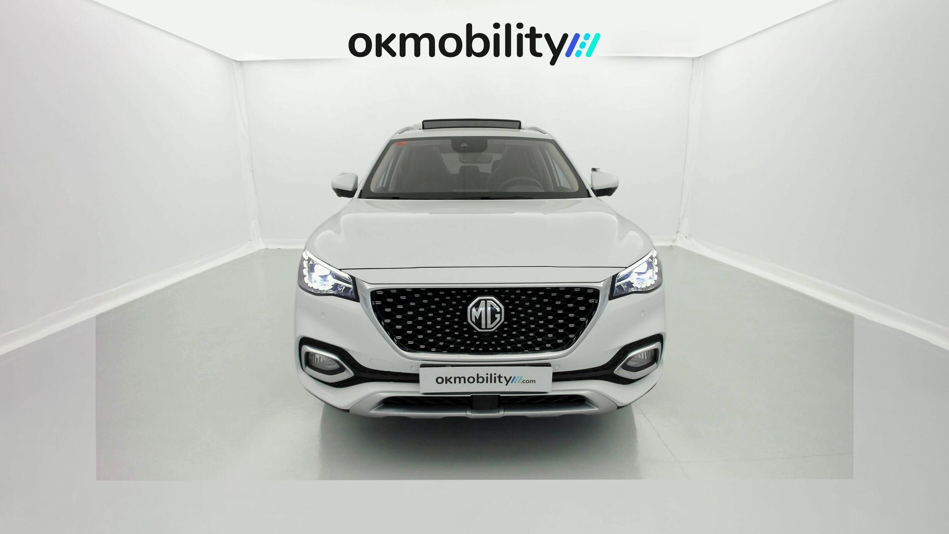 mg hs luxury 1.5 T-GDI 162 2023 dover white 4