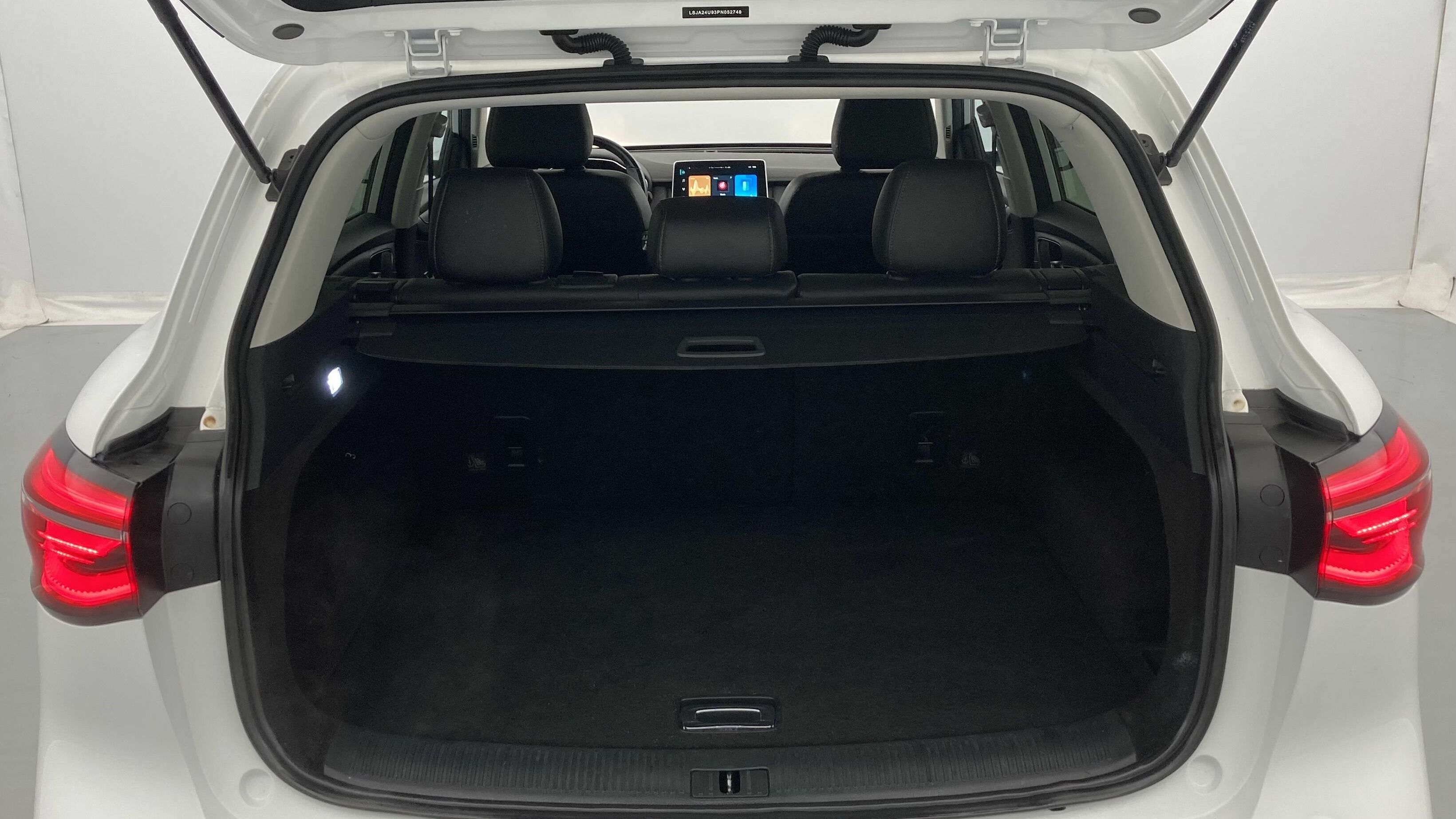 mg hs comfort 1.5 T-GDI 162 2023 dover white 23