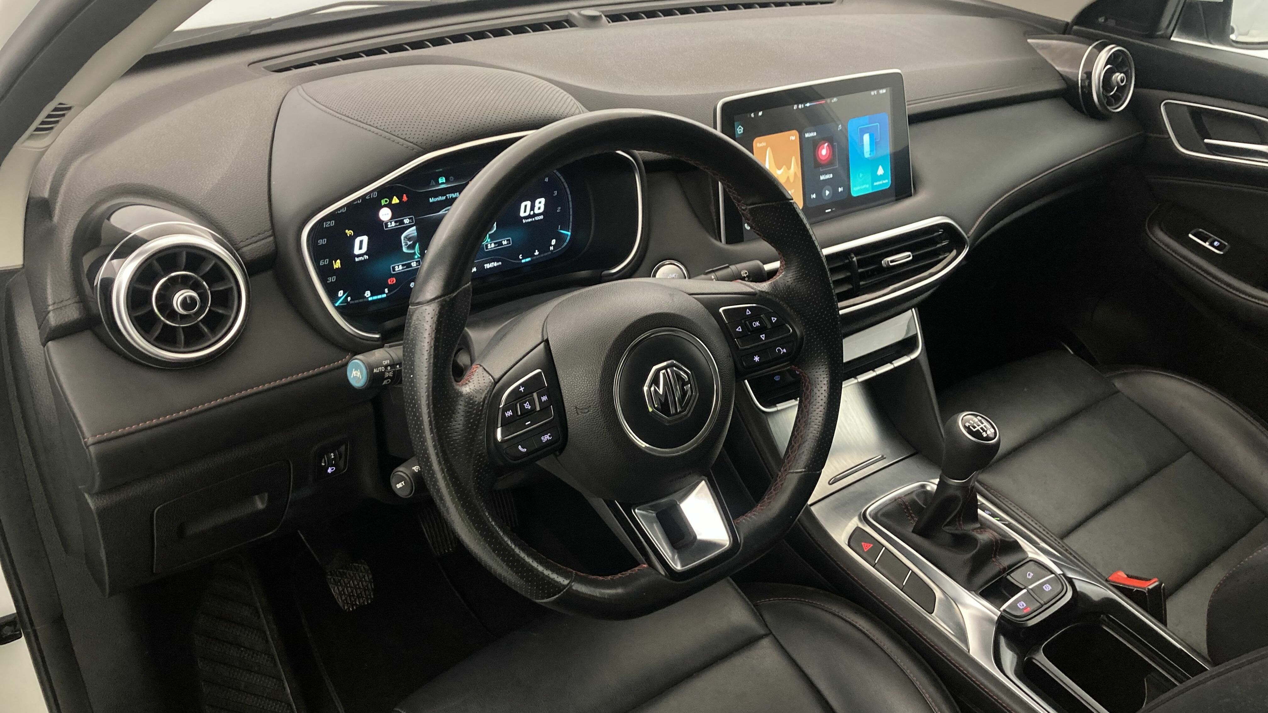 mg hs comfort 1.5 T-GDI 162 2023 dover white 16