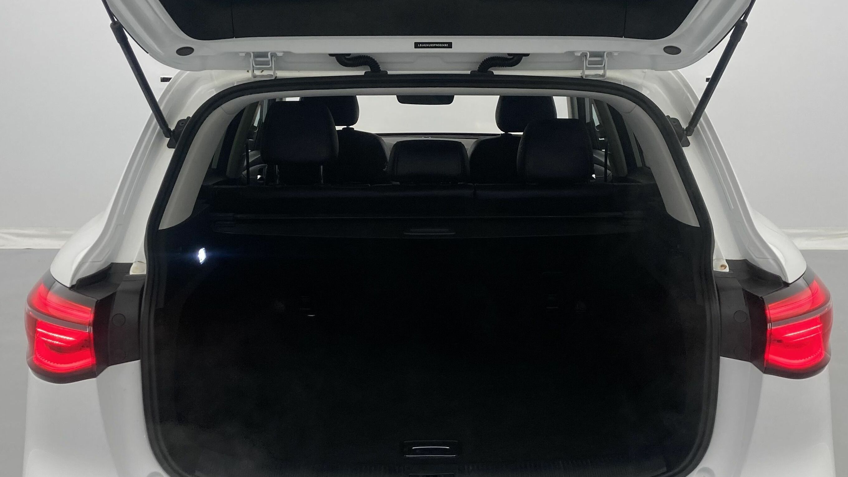 mg hs comfort 1.5 T-GDI 162 2023 dover white 25