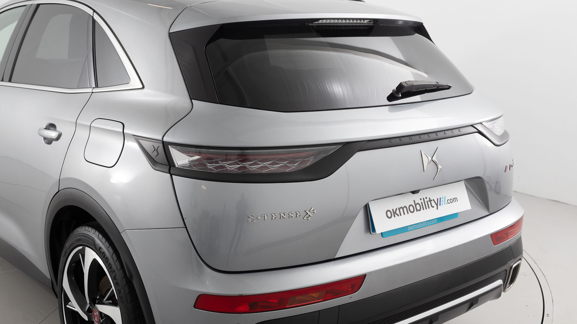 ds ds7 crossback performance line + E-TENSE 300 CA 2021 gris artense 40