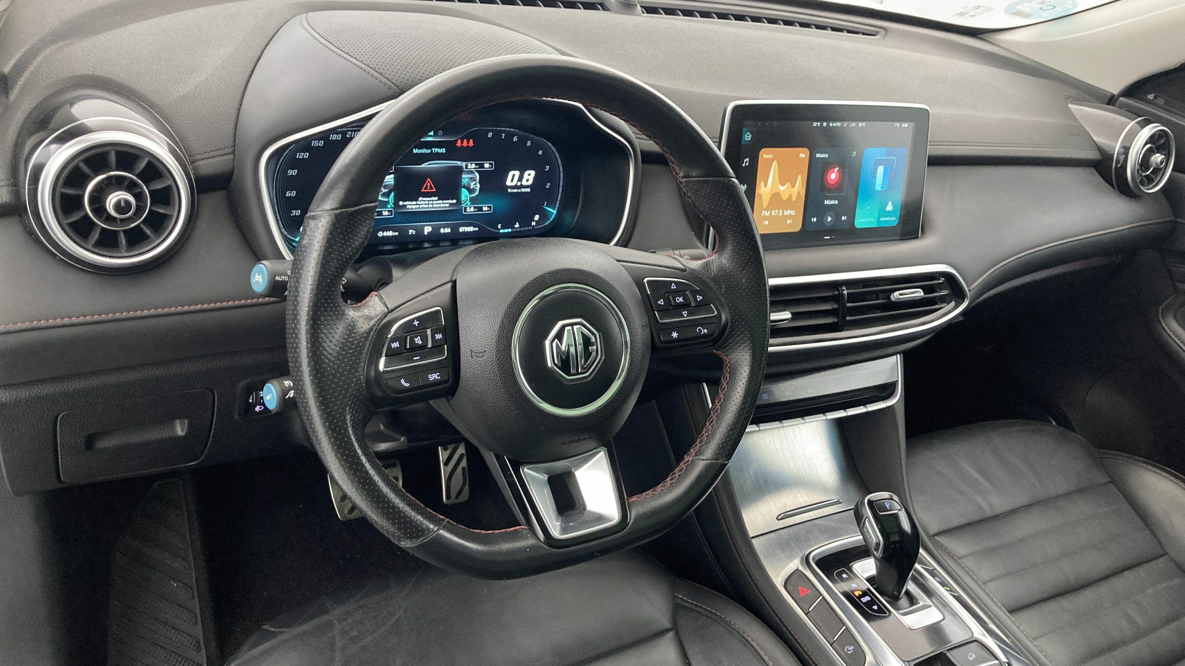 mg hs luxury 1.5 T-GDI 162 AT 2023 white 14