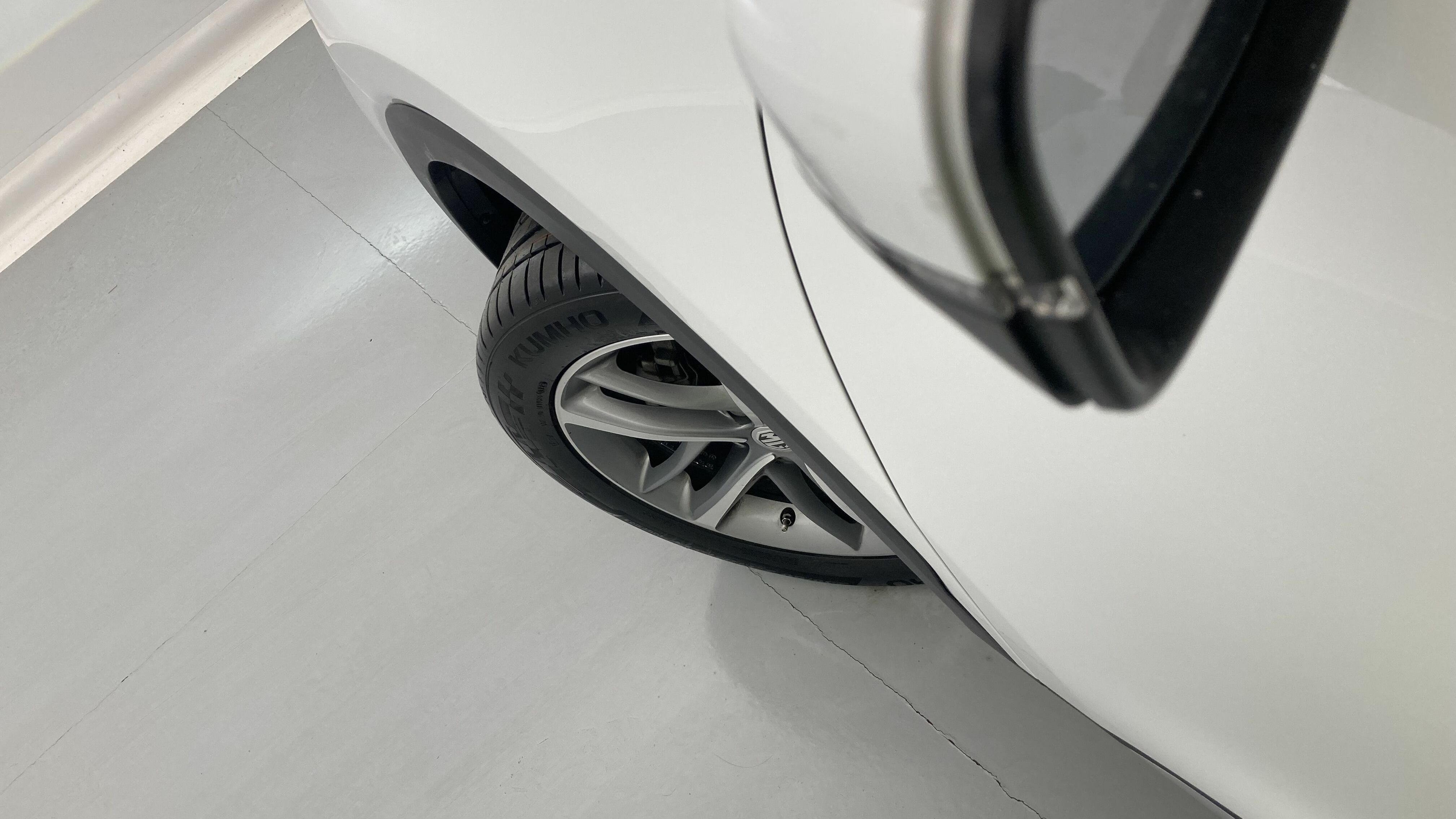 mg hs luxury 1.5 T-GDI 162 AT 2023 white 26