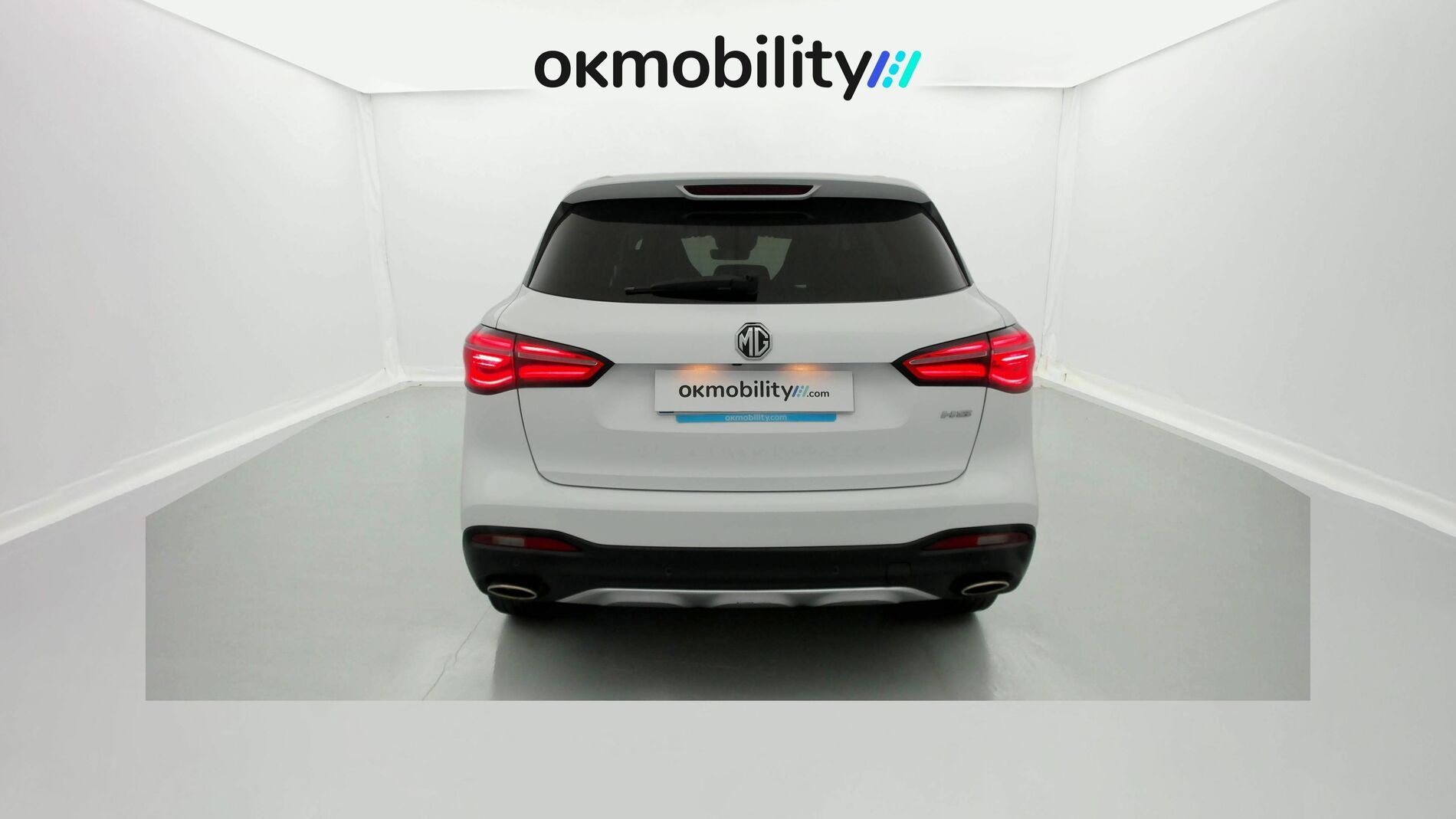 mg hs luxury 1.5 T-GDI 162 AT 2023 white 9