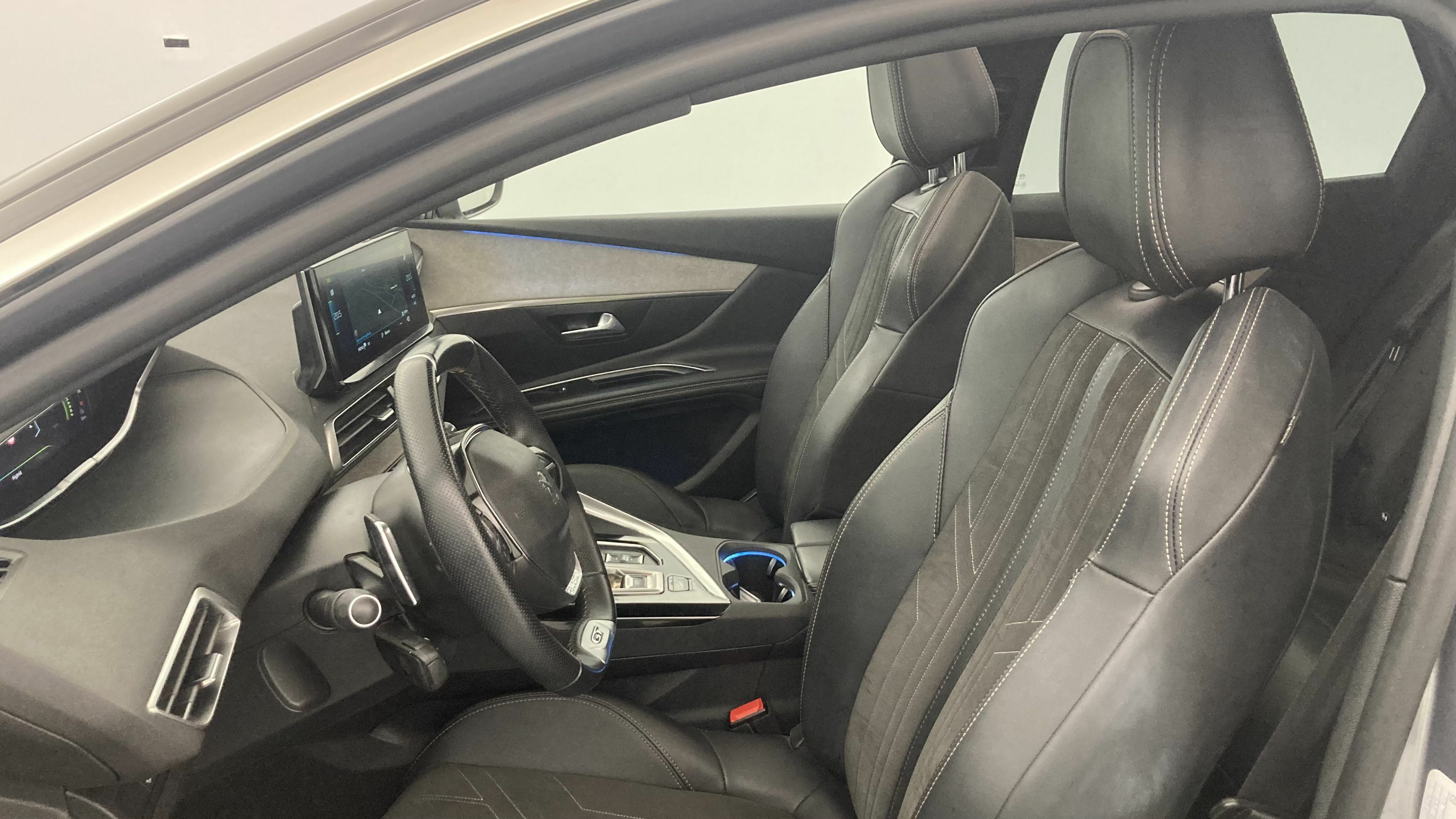 peugeot 3008 gt pack 1.6 HYBRID 300 EAT PHEV 2022 gris artense / negro 11