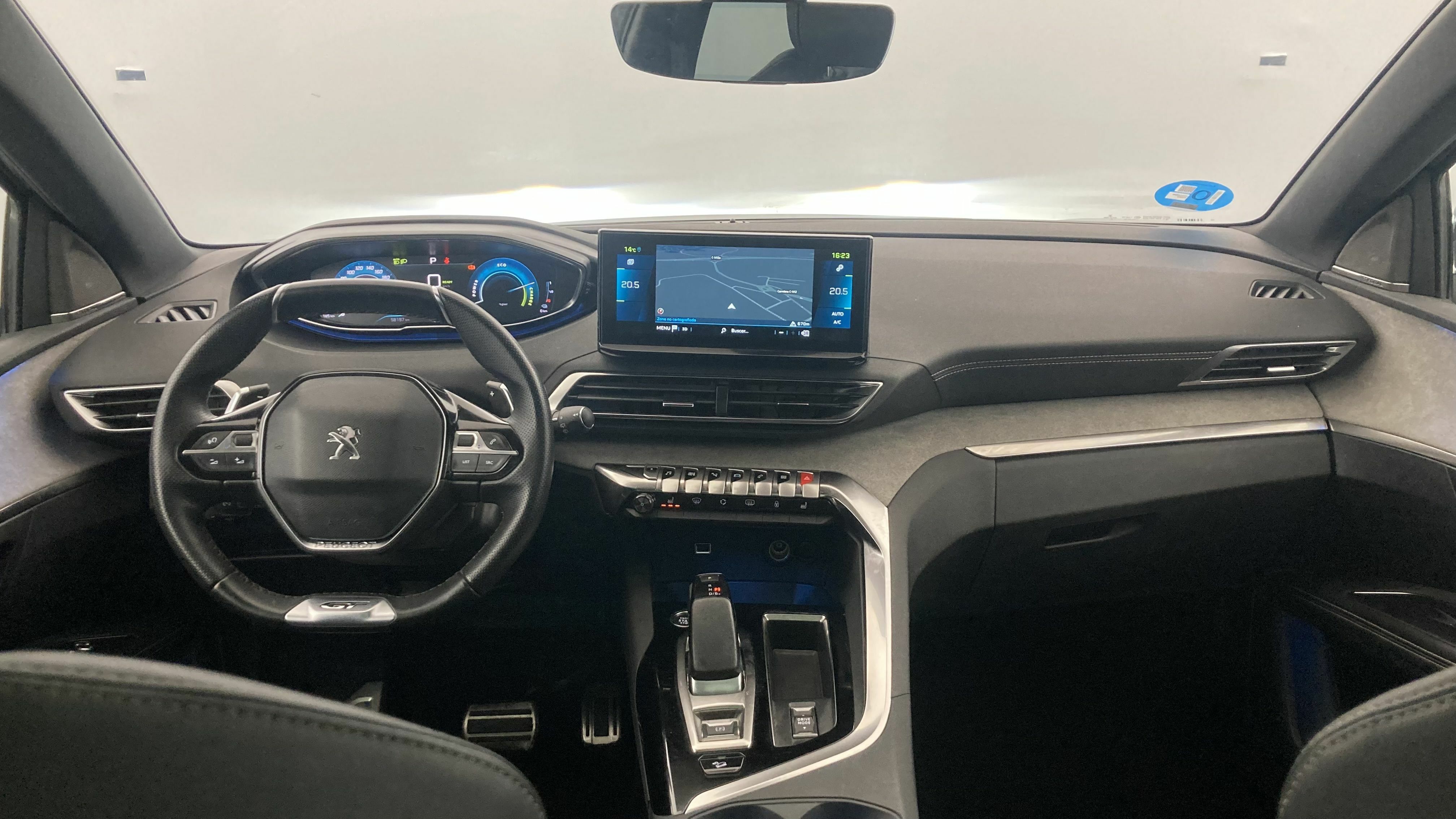 peugeot 3008 gt pack 1.6 HYBRID 300 EAT PHEV 2022 gris artense / negro 13