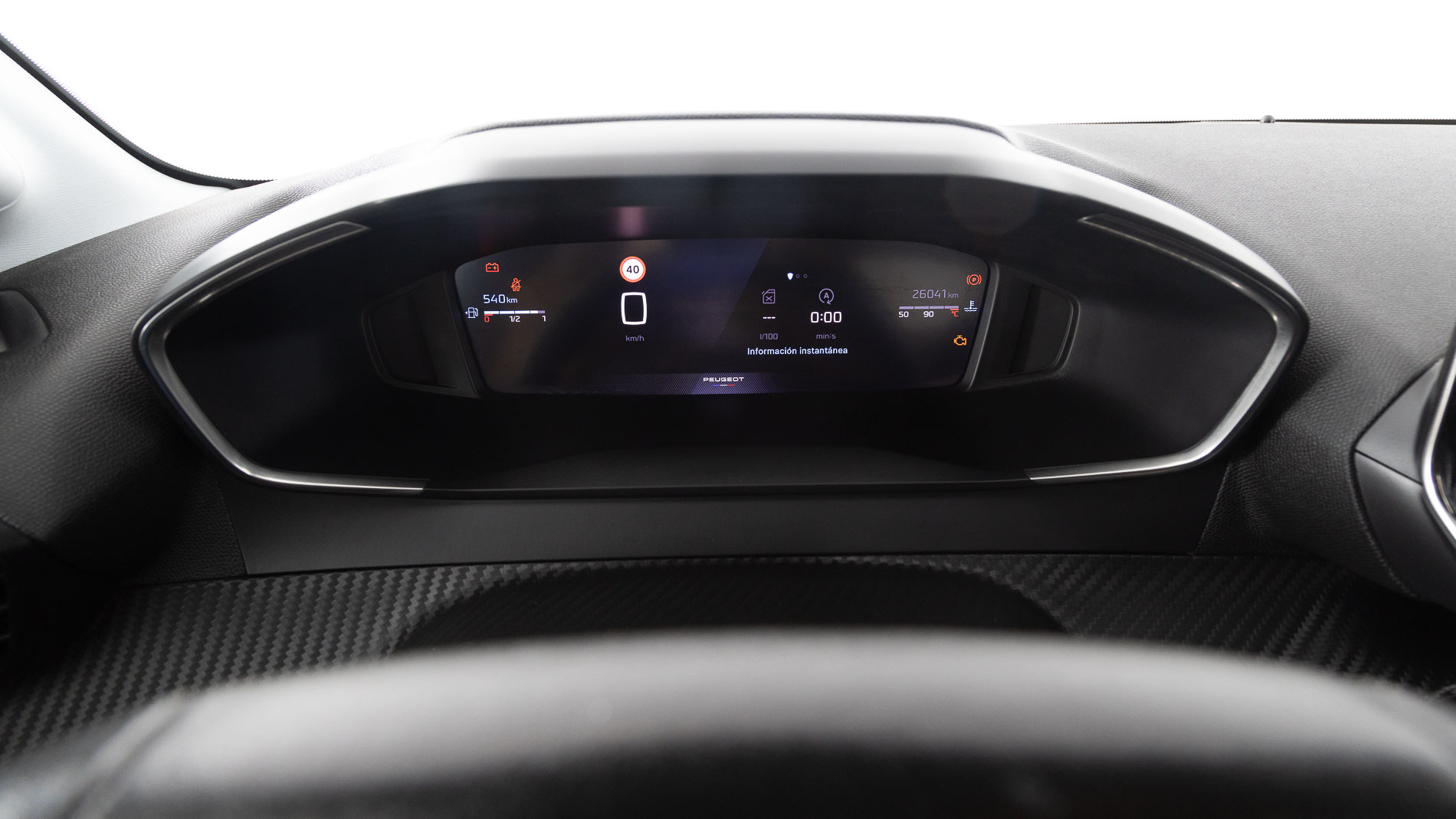 peugeot 208 allure 1.2 PURETECH 100 2024 negro perla nera 16