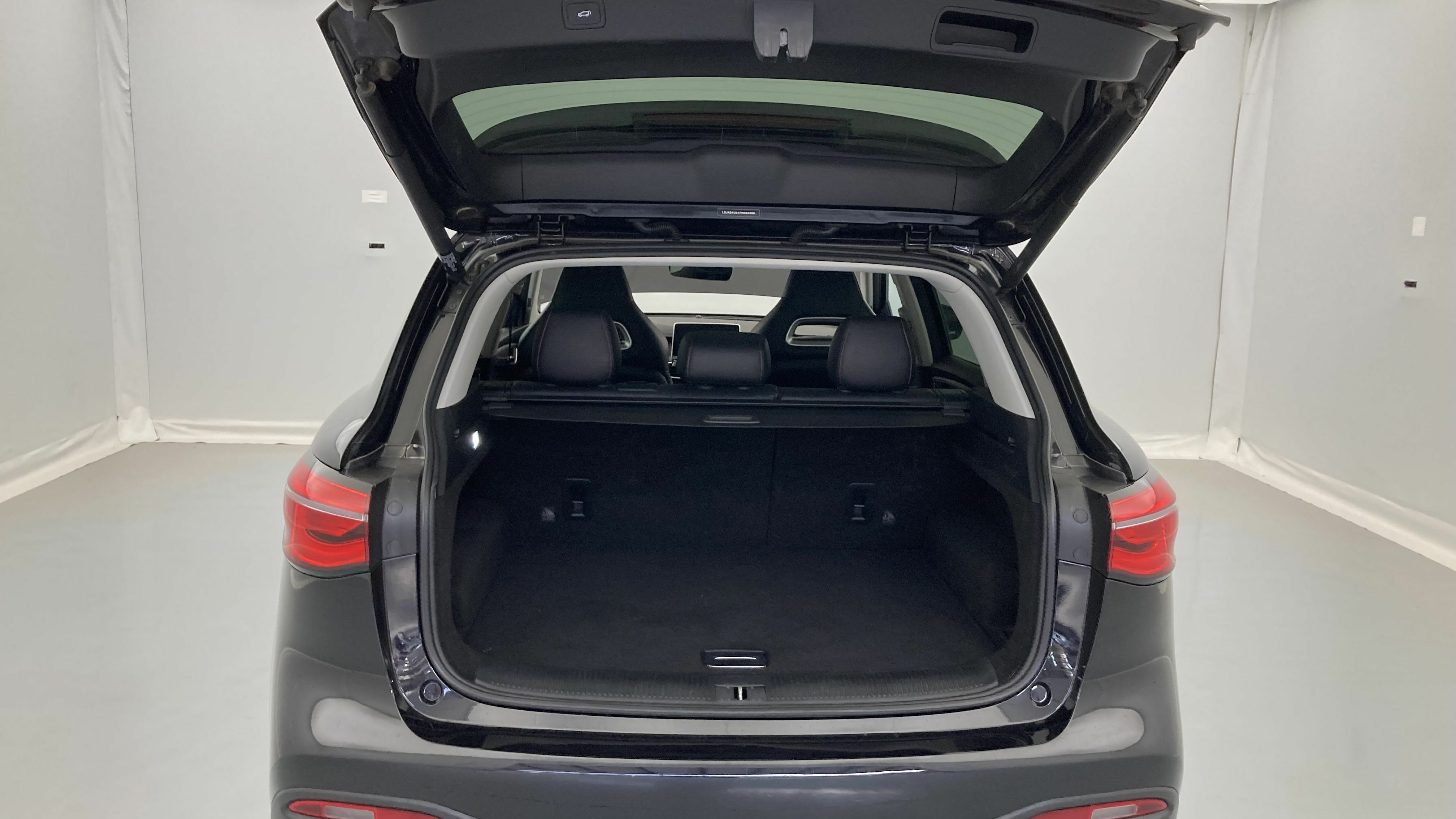 mg hs luxury 1.5 T-GDI 162 AT 2023 black 24