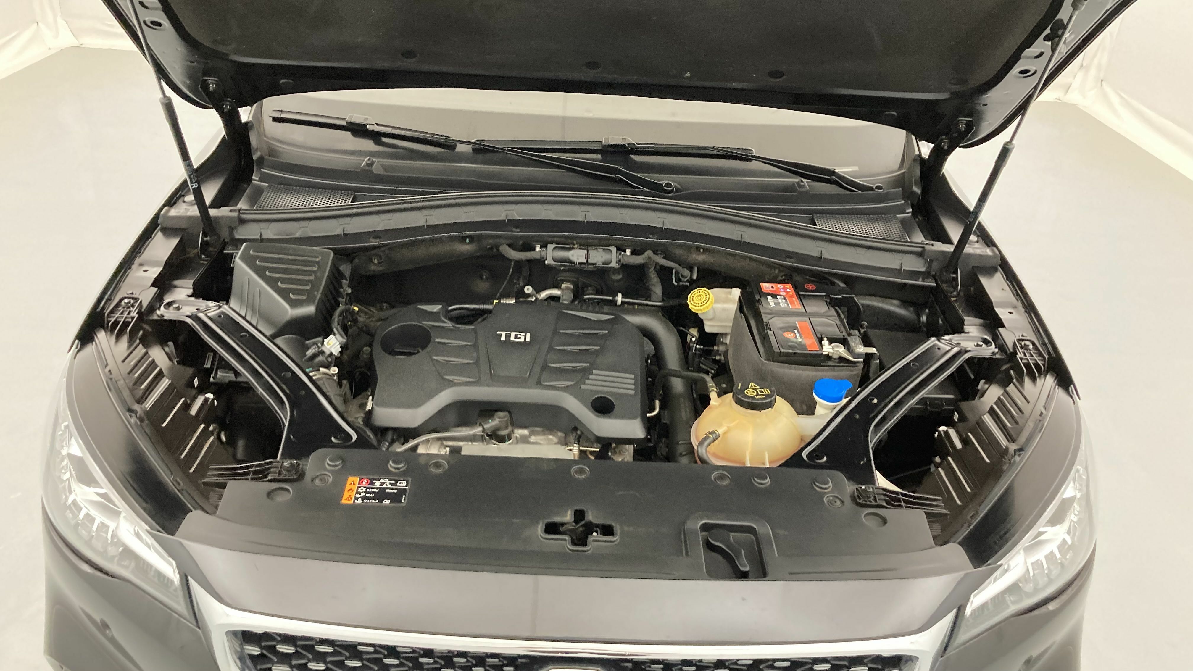 mg hs luxury 1.5 T-GDI 162 AT 2023 black 25