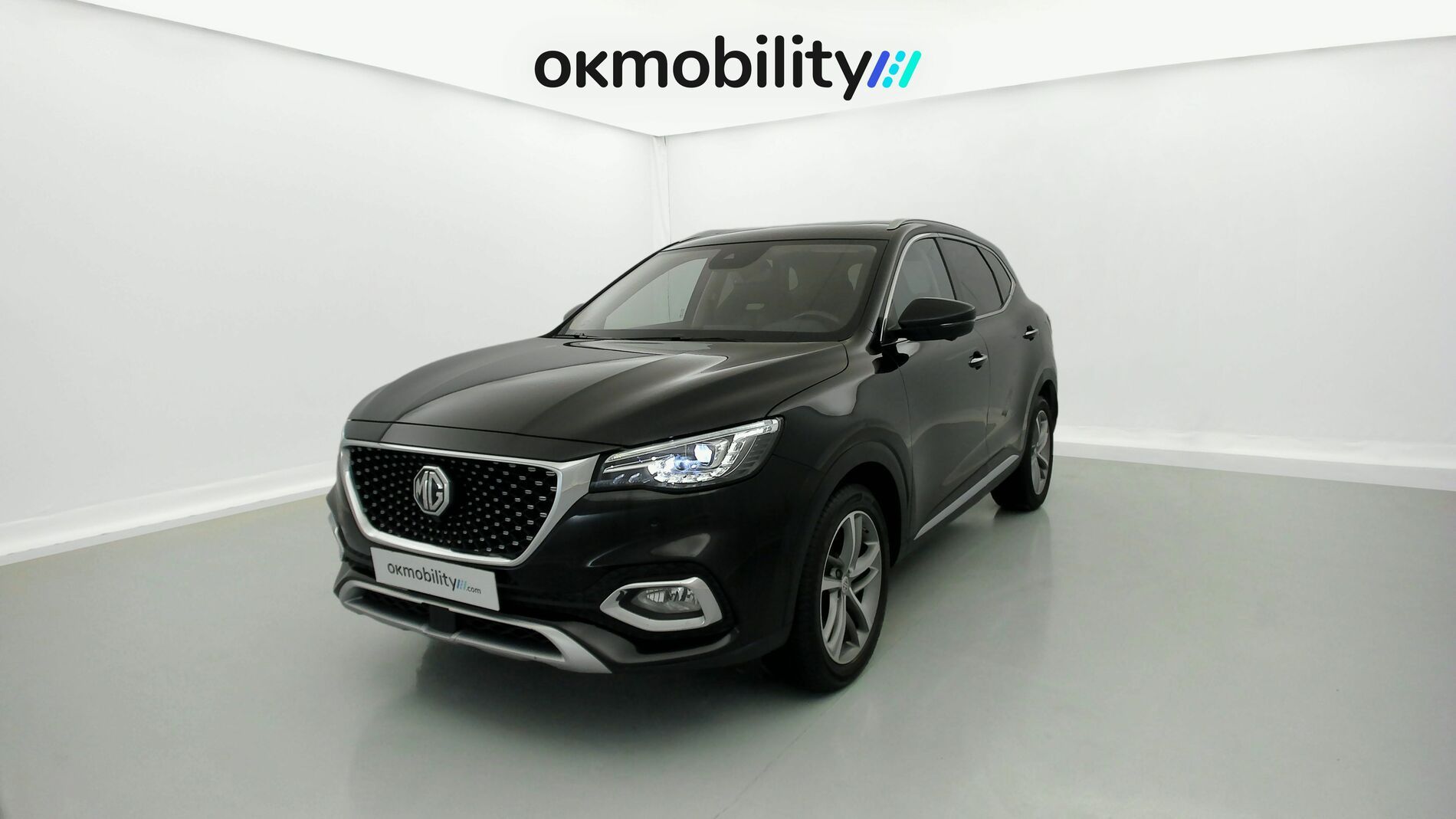 mg hs luxury 1.5 T-GDI 162 AT 2023 black 1