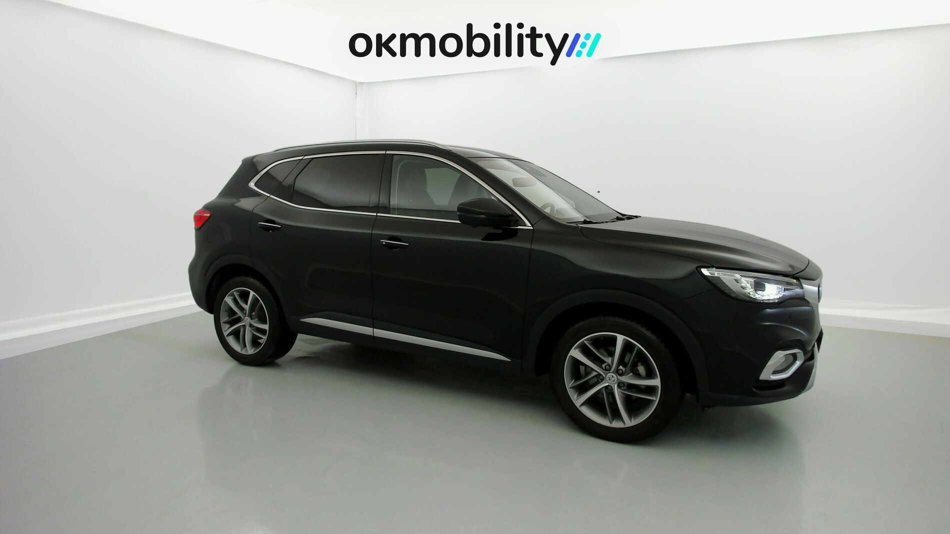 mg hs luxury 1.5 T-GDI 162 AT 2023 black 2