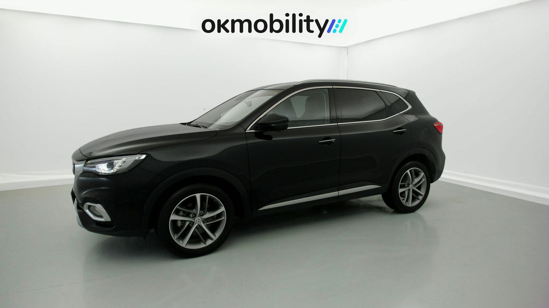 mg hs luxury 1.5 T-GDI 162 AT 2023 black 5