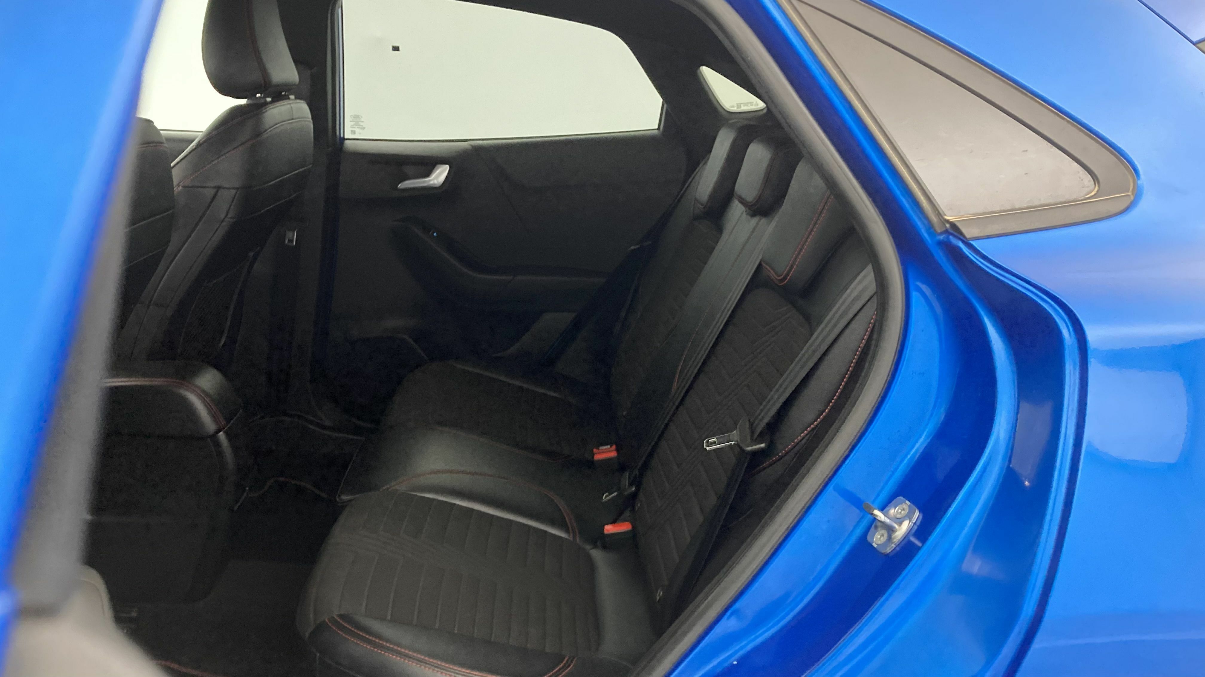 ford puma st-line x 1.0 ECOBOOST 125 MHEV 2024 azul desert island 21