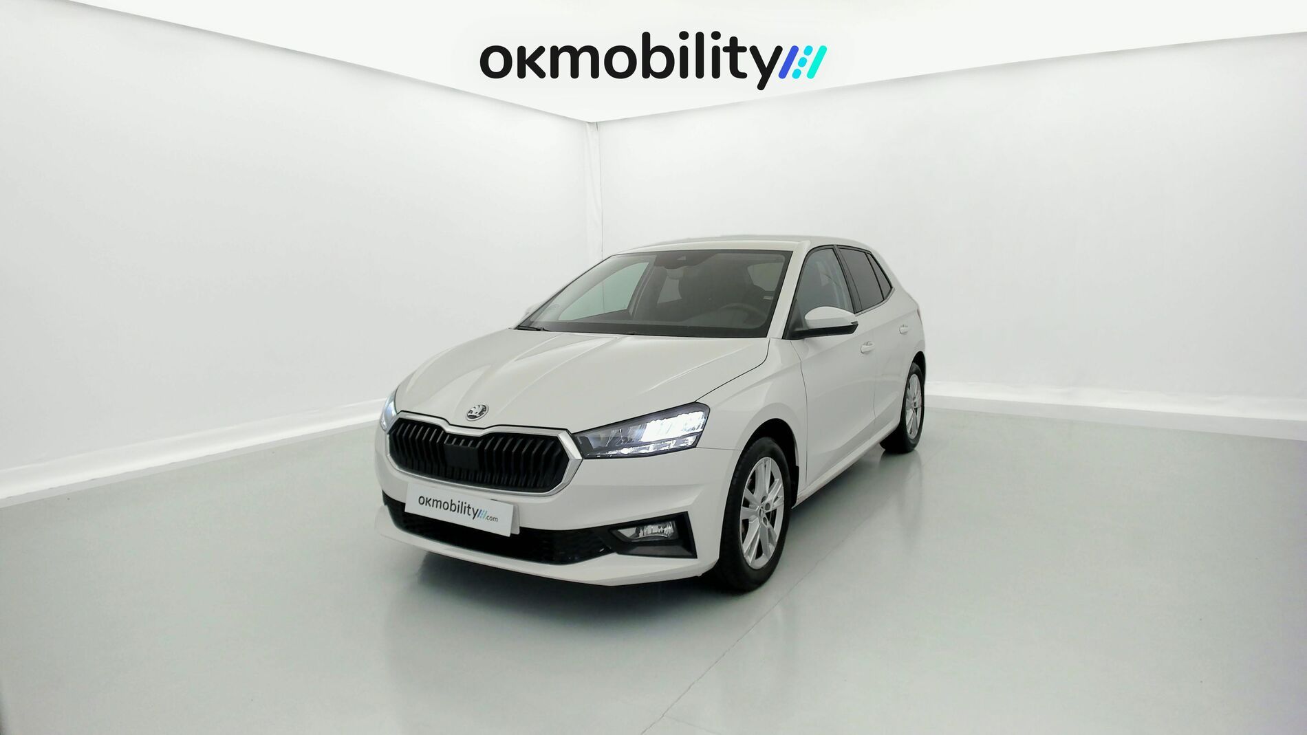 skoda fabia selection 1.0 MPI 80 2024 blanco candy 1
